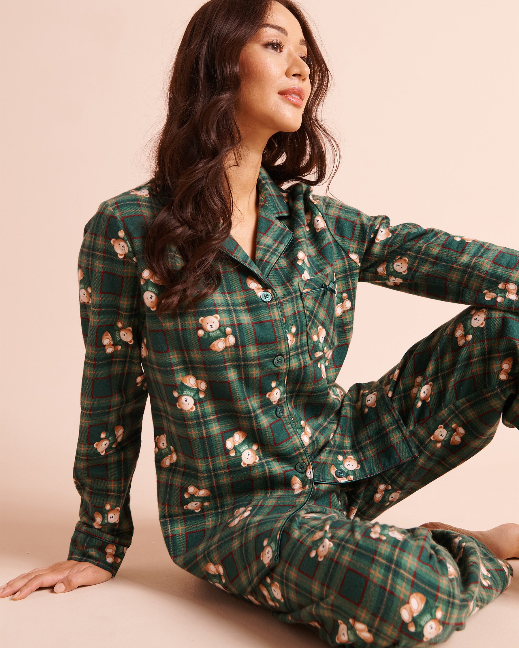 LA VIE EN ROSE Teddy Bear Plaid Flannel Pajama Set Green/Teddy Bear 40400103 - View3