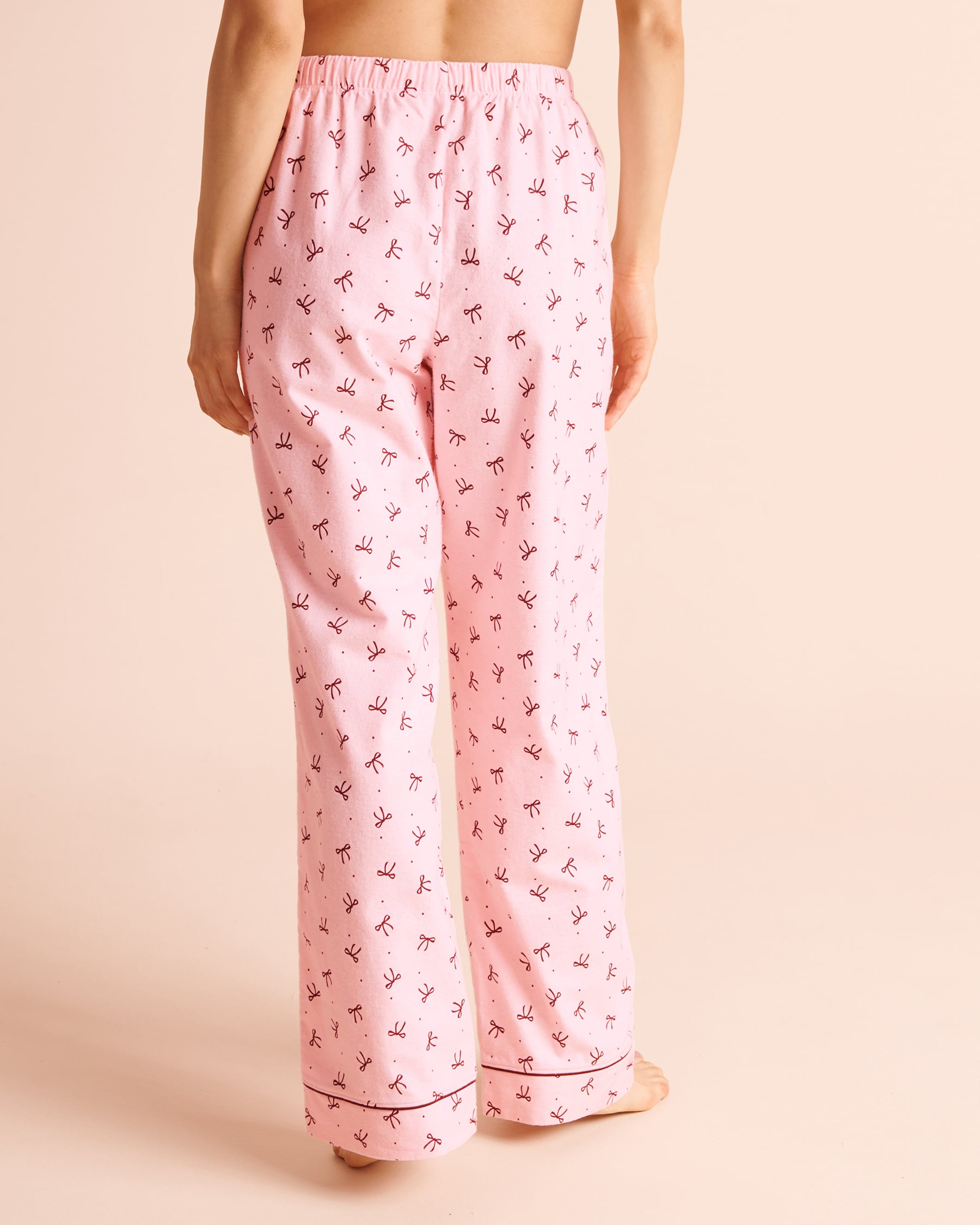 LA VIE EN ROSE Bow Print Flannel Pajama Set Pink/Bow 40400103 - View5