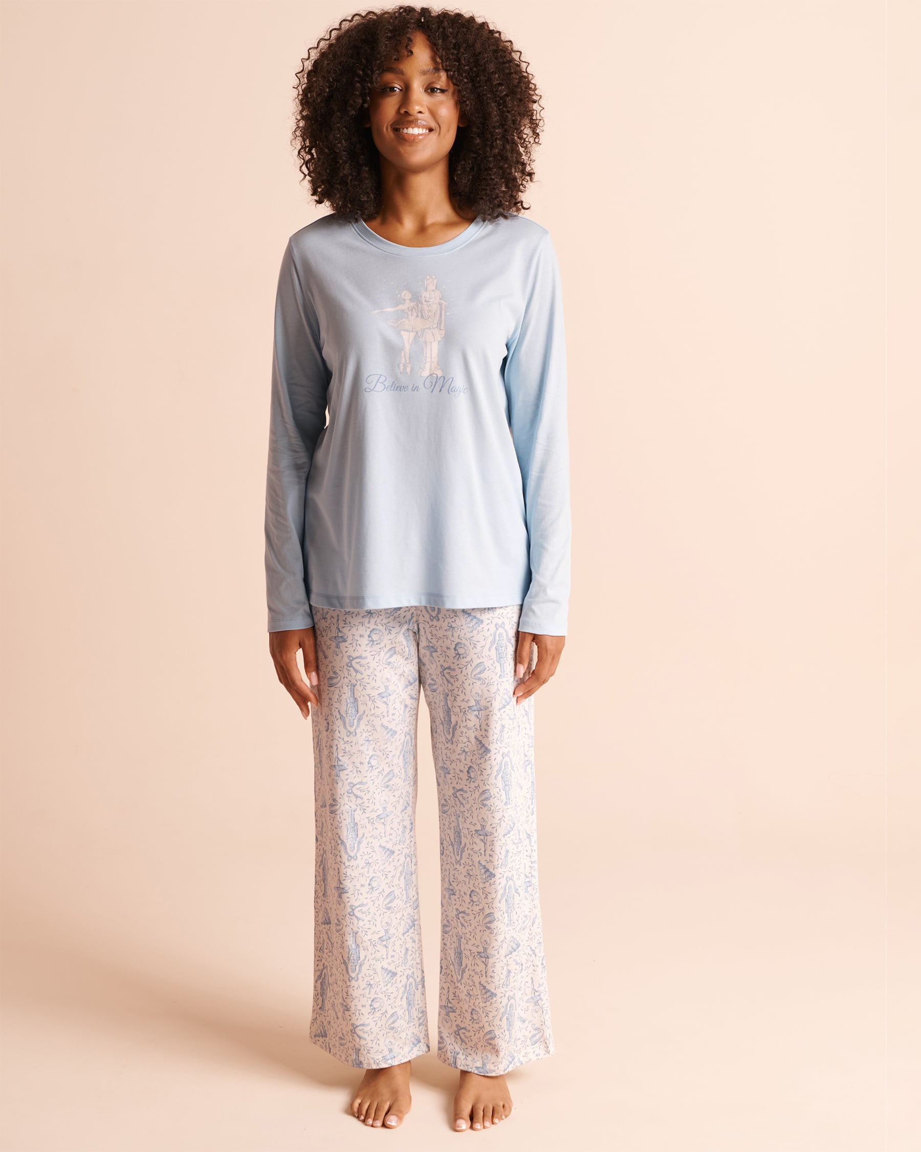 LA VIE EN ROSE Nutcracker Print Cotton Pajama Set Light Blue/Nutcracker 40400102 - View1