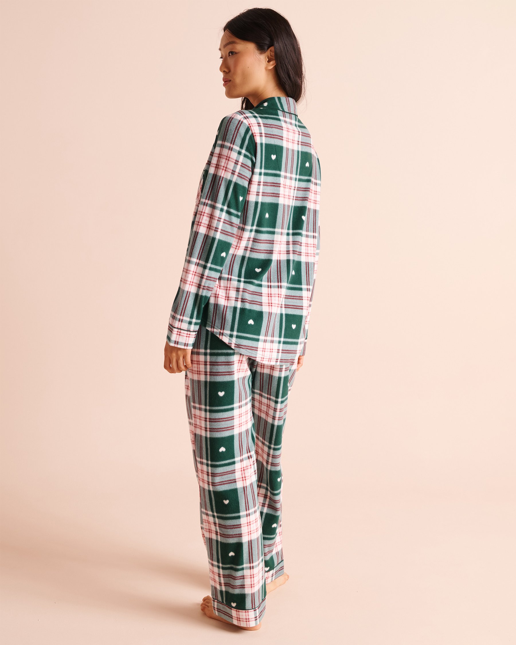 LA VIE EN ROSE Heart & Plaid Print Microfleece Pajama Set Green/Plaid 40400104 - View2