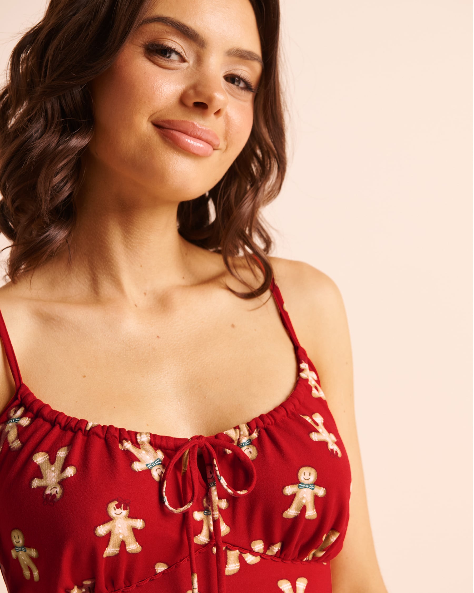 LA VIE EN ROSE Gingerbread Print Super Soft Tie Nightie Red/Gingerbread 40500508 - View3