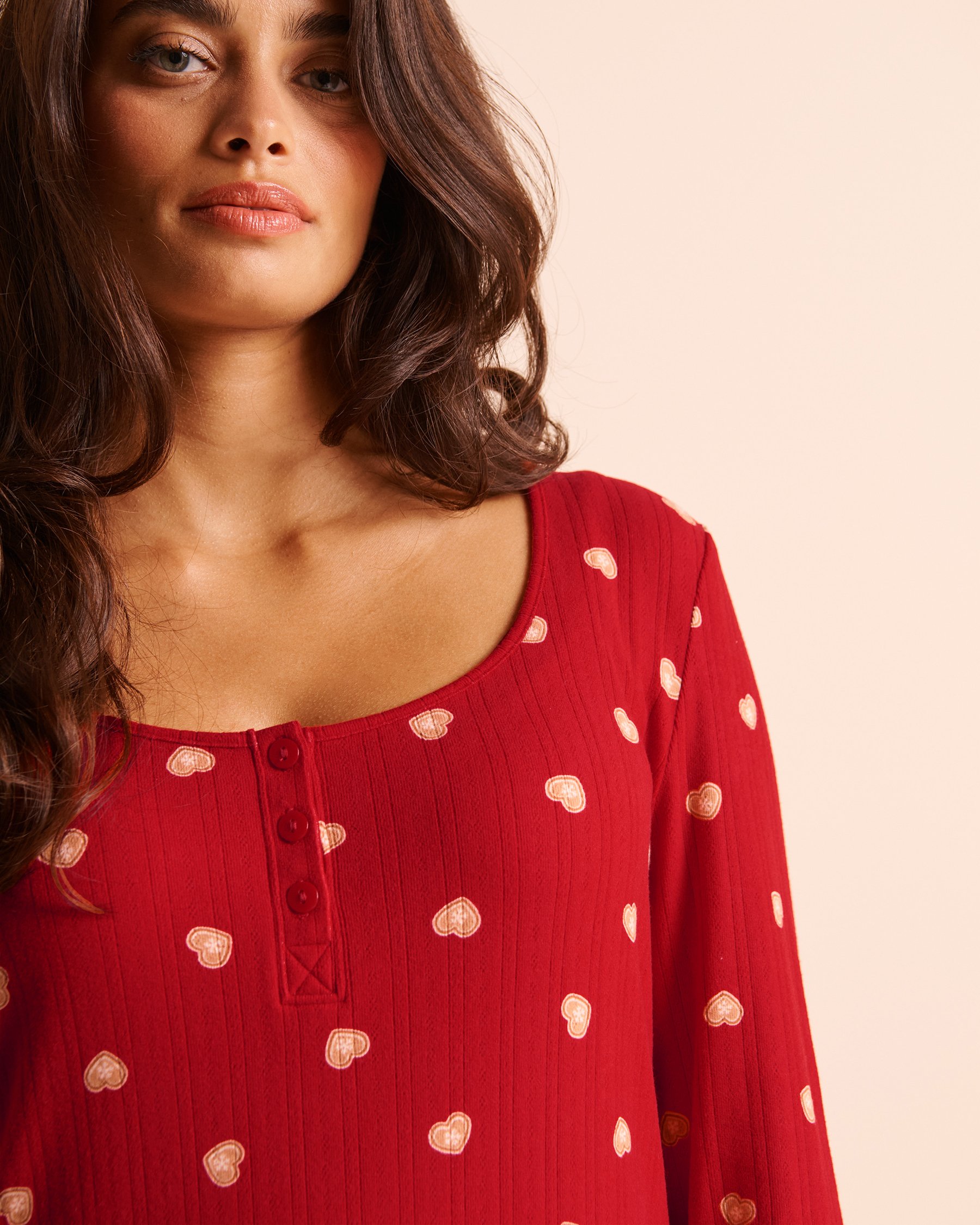 LA VIE EN ROSE Chemise de nuit manches longues en pointelle brossée imprimé biscuits Rouge/Biscuits 40500523 - View3
