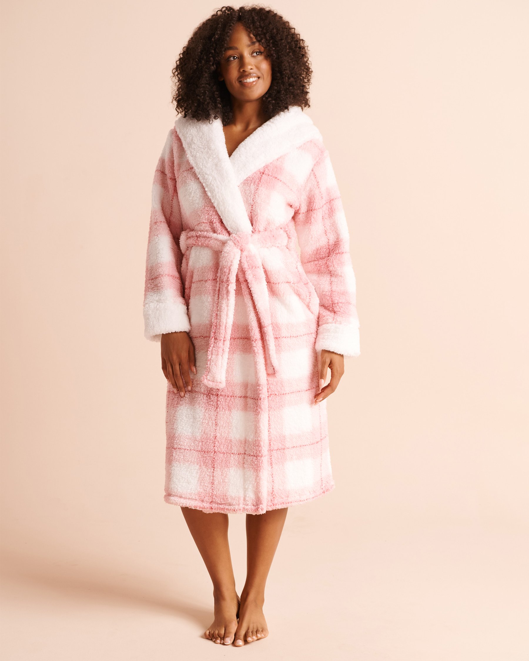 LA VIE EN ROSE Plaid Sherpa Long Hooded Robe Pink/Plaid 40600246 - View1