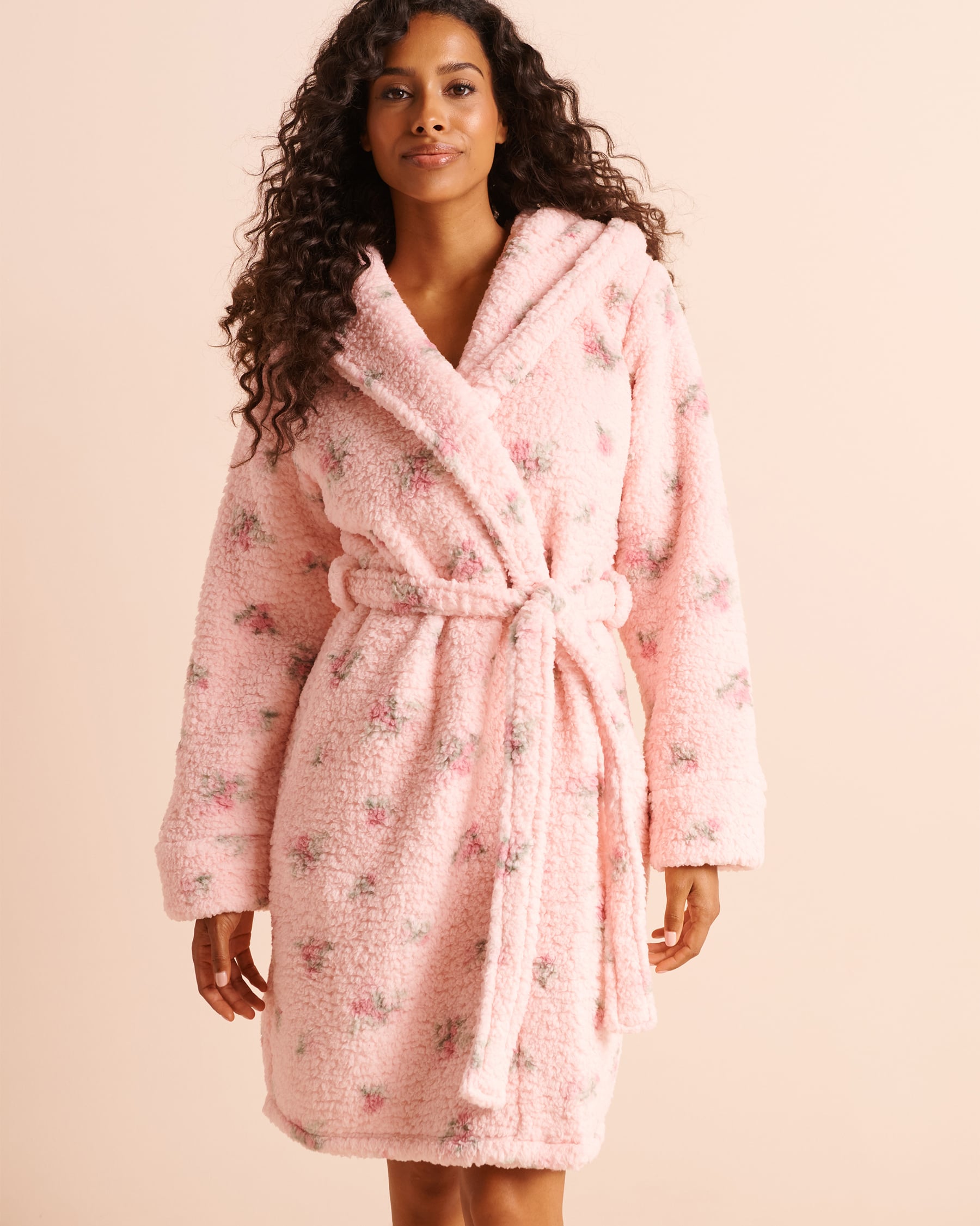 LA VIE EN ROSE Ditsy Floral Sherpa Hooded Robe Pink/Ditsy Floral 40600250 - View1