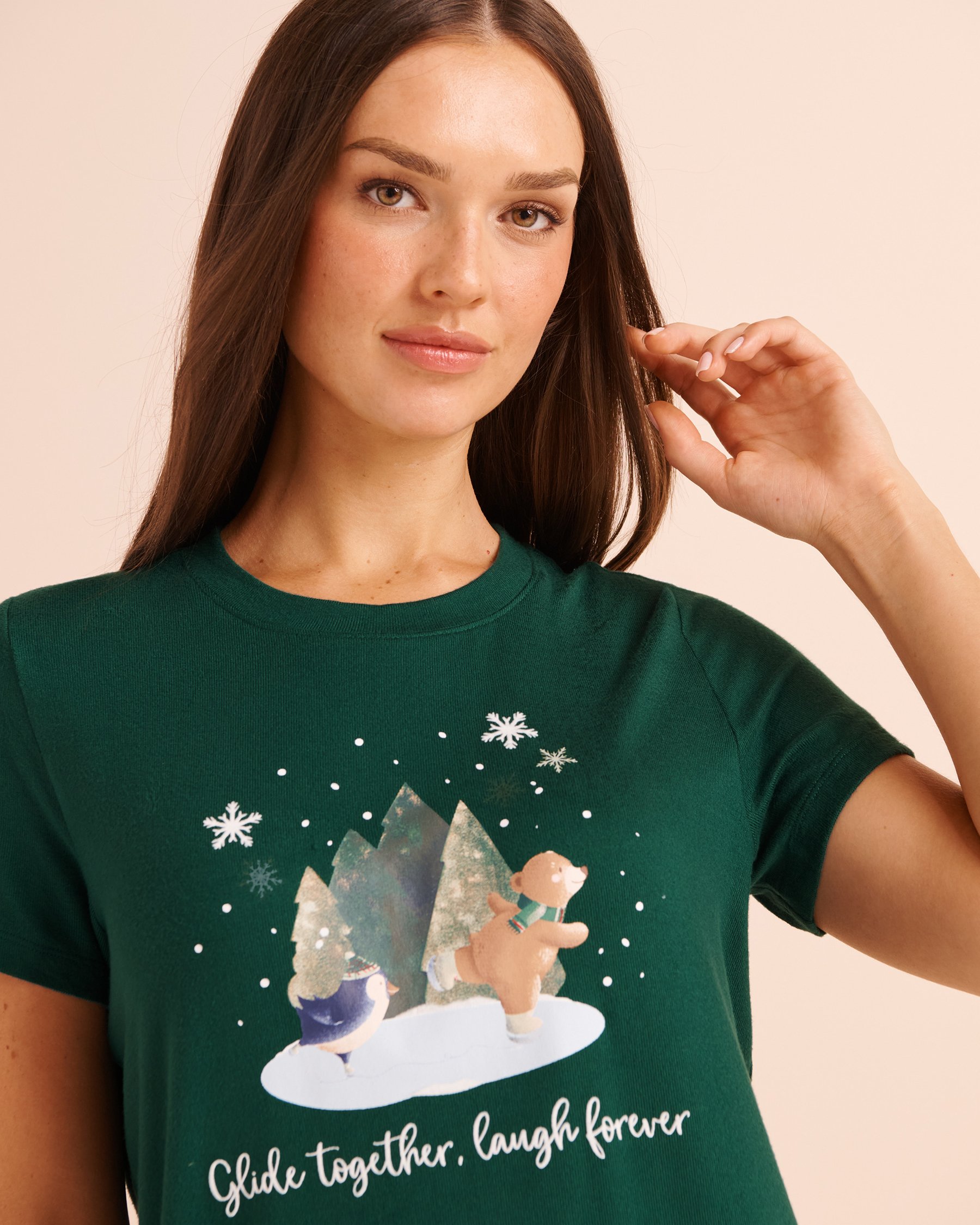 LA VIE EN ROSE Bear & Friends Print Soft Knit Short Sleeve T-shirt Fir Green 40100927 - View3