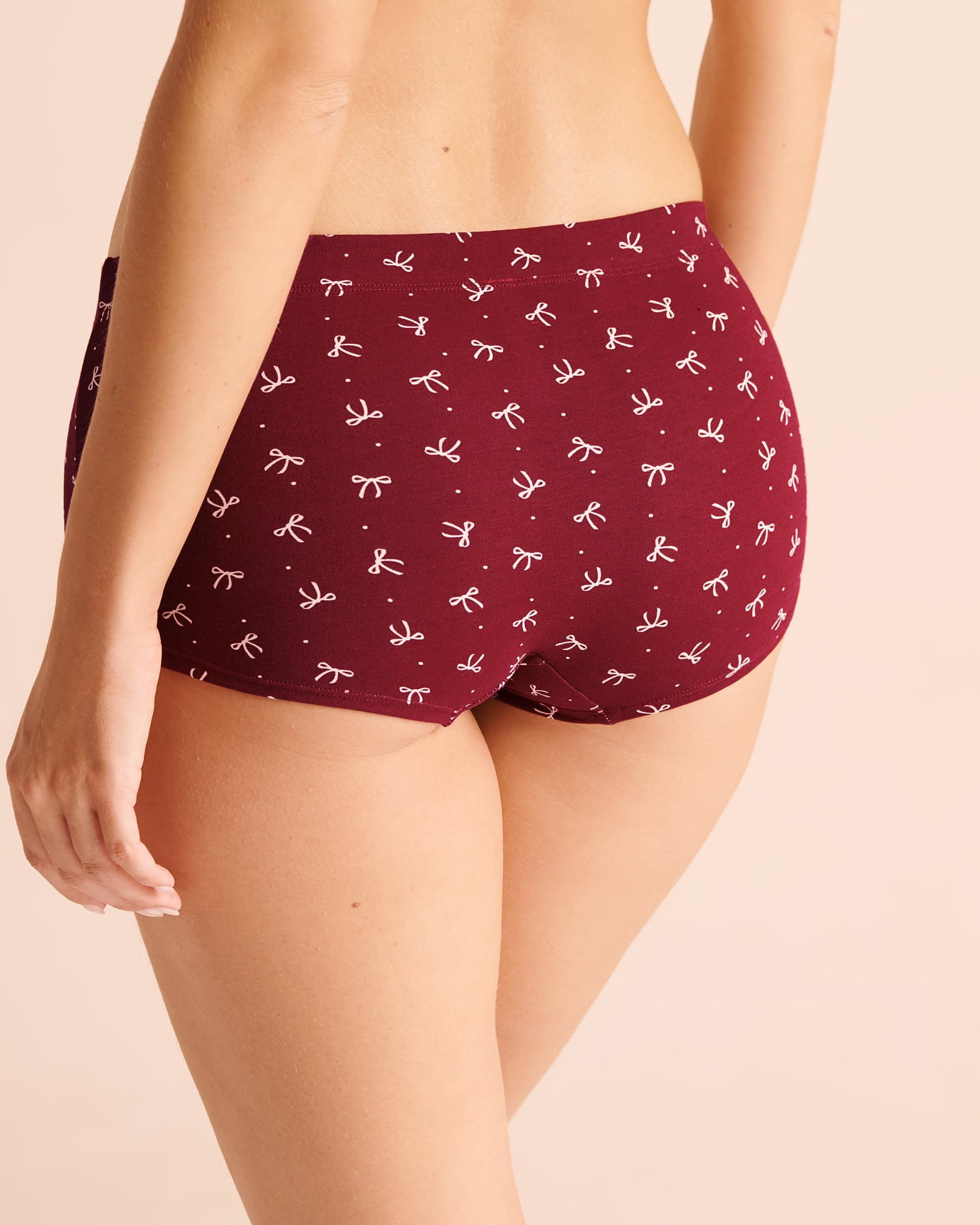 LA VIE EN ROSE Bow & Ruched Cotton Boyshort Panty Burgundy/White Bows 20100853 - View2