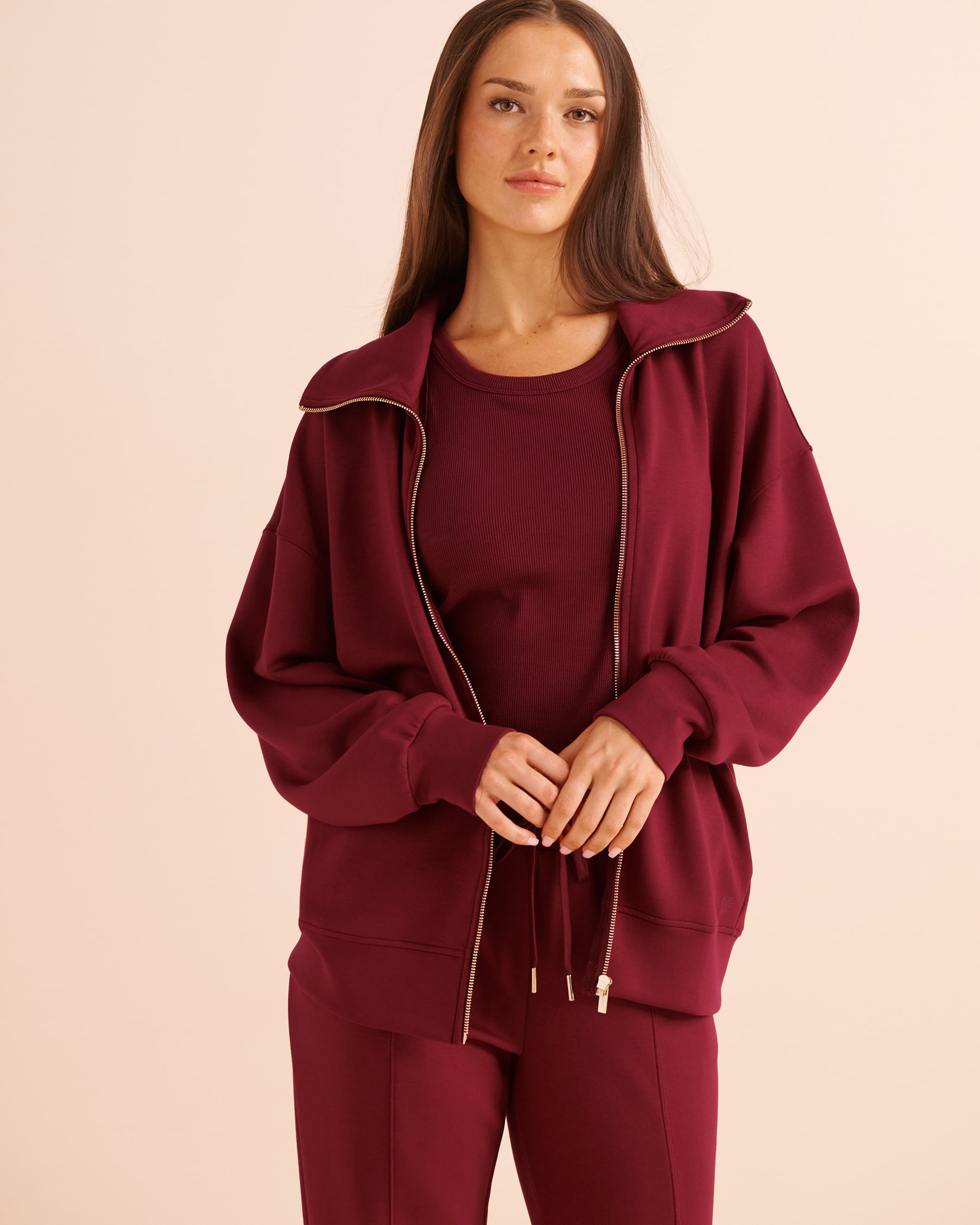 LA VIE EN ROSE Scuba Knit Zip-Up Sweatshirt Burgundy 50100148 - View3
