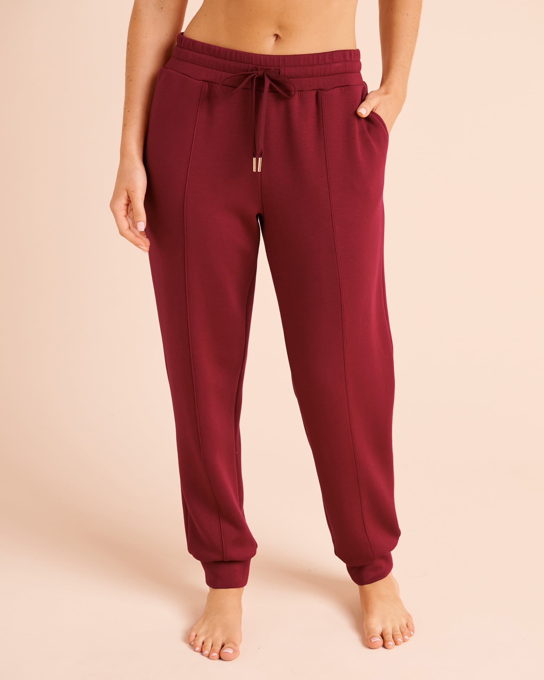 LA VIE EN ROSE Scuba Knit Jogger Pants Burgundy 50200129 - View1