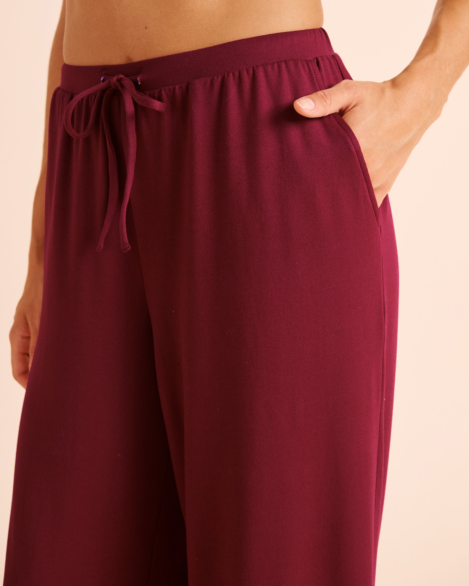 LA VIE EN ROSE Pantalon de pyjama jambe large ultra doux Bourgogne festif 40200900 - View3