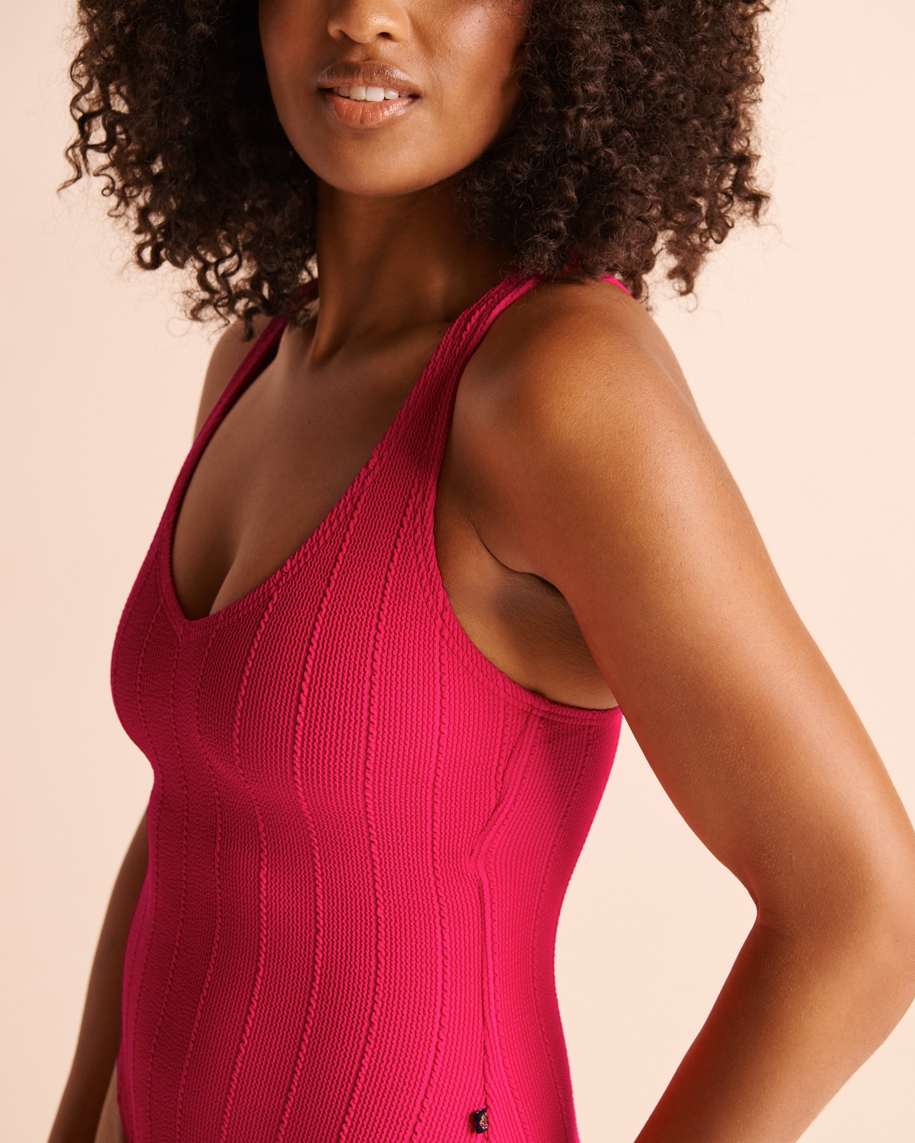LA VIE EN ROSE AQUA Maillot une-pièce encolure en V HABANERO Rouge piquant 70400244 - View3