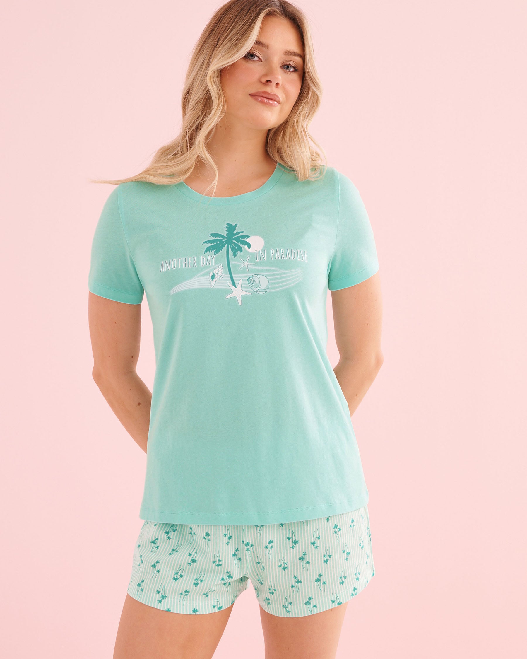 LA VIE EN ROSE Ensemble pyjama t-shirt et short en coton imprimé palmiers et coquillages Bleu turquoise 40400099 - View1
