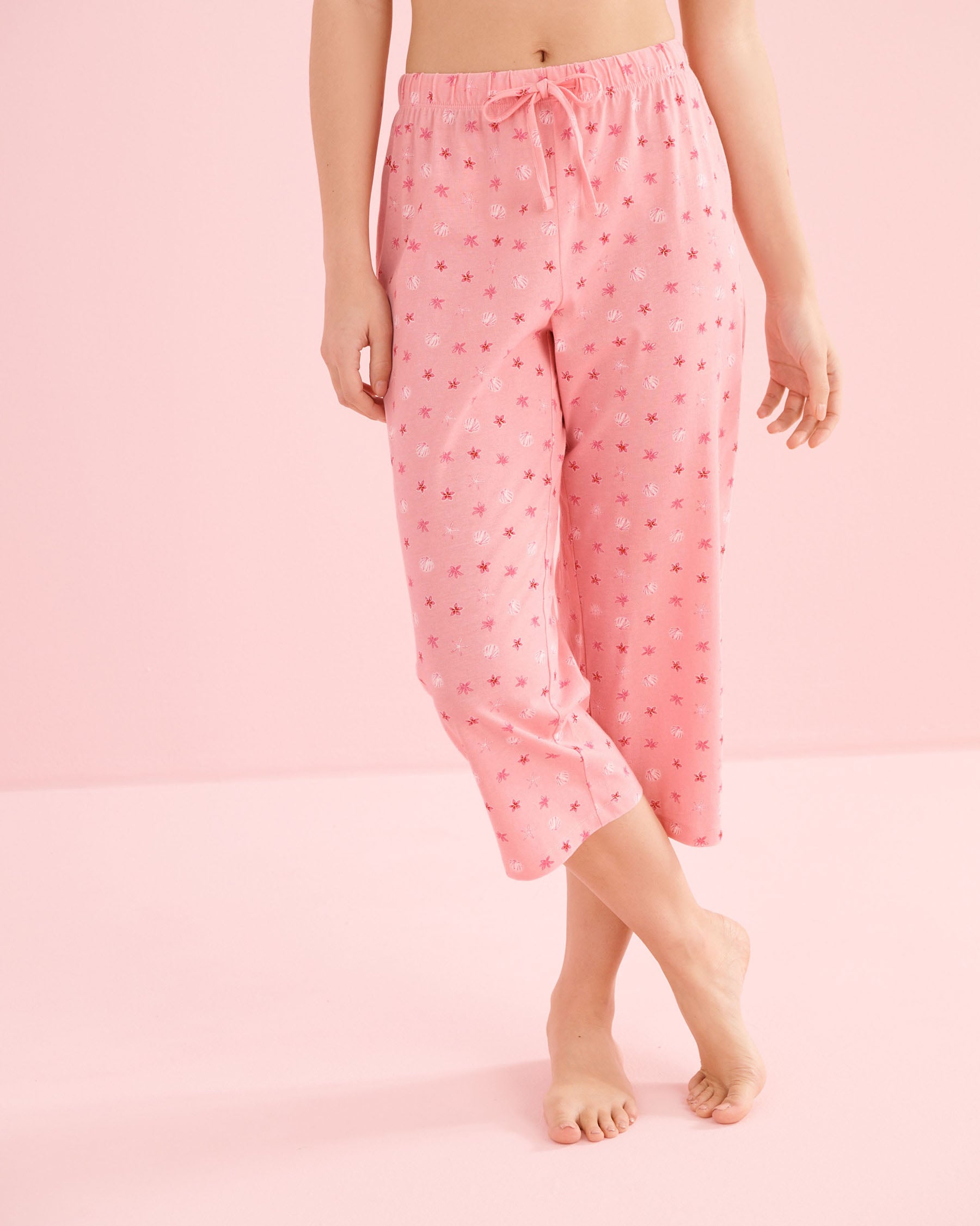 LA VIE EN ROSE Tropical Flower Print Cotton T-shirt and Capris PJ Set Fuchsia Pink 40400097 - View4