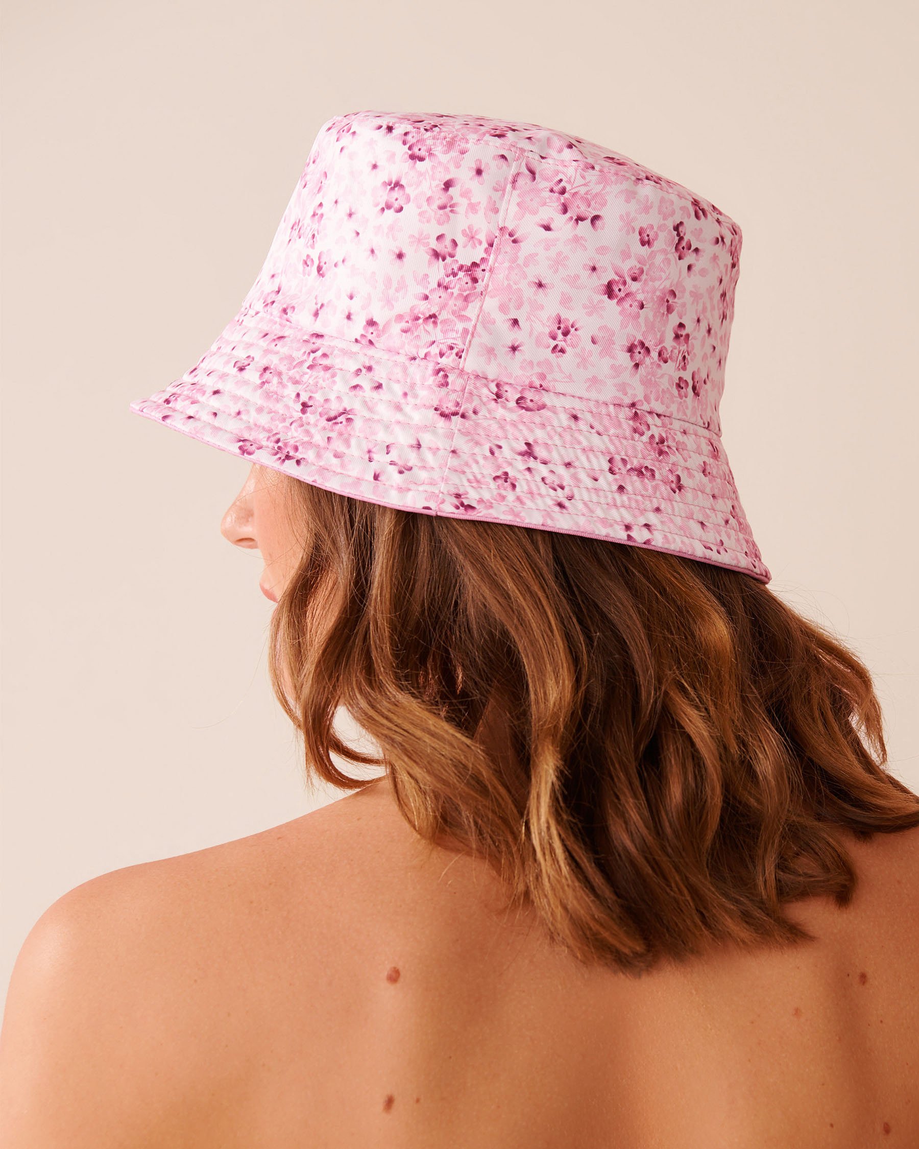 LA VIE EN ROSE AQUA Reversible Bucket Hat Pink Meadow 80500119 - View4