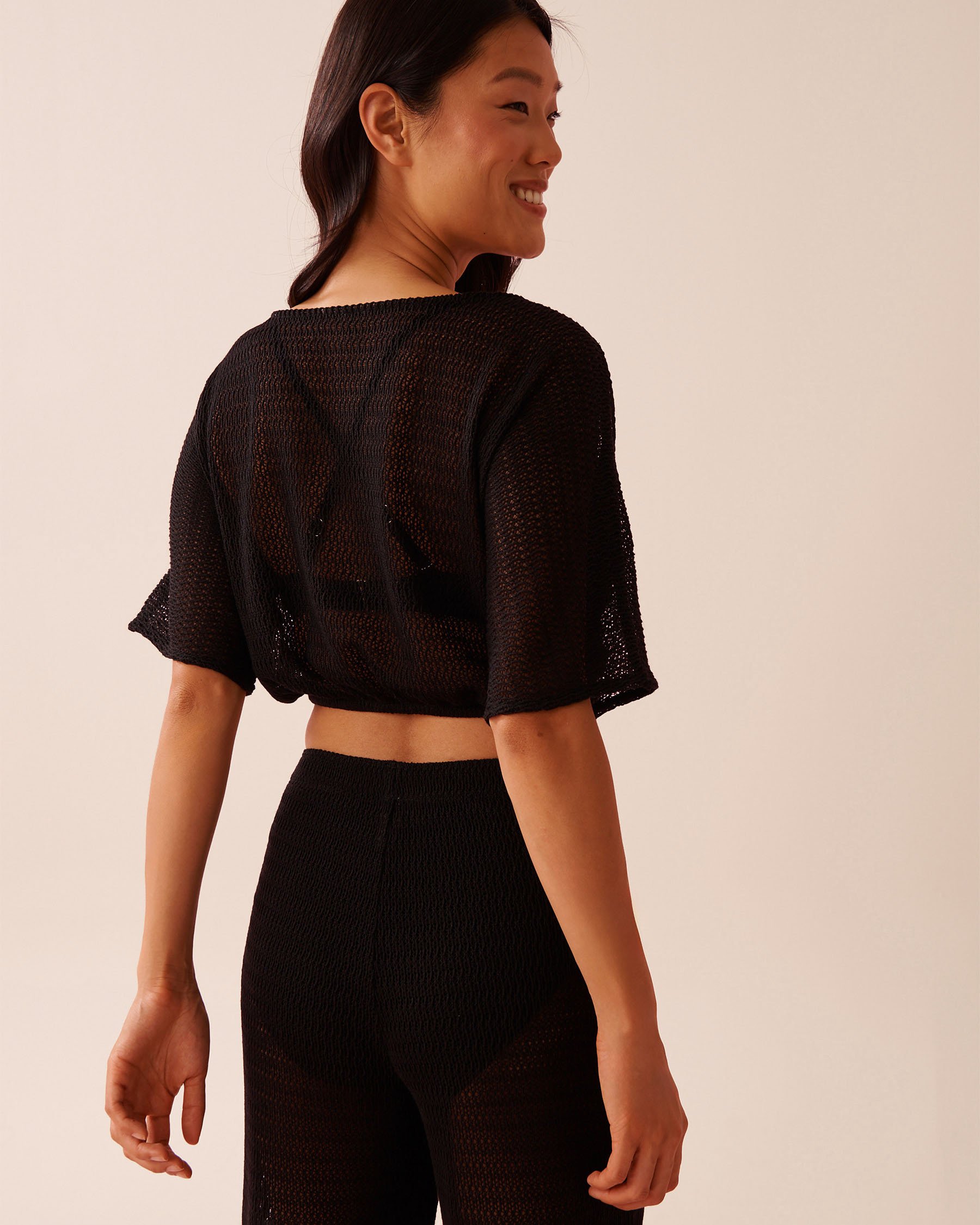 LA VIE EN ROSE AQUA Crochet Crop Top Black 80100039 - View4