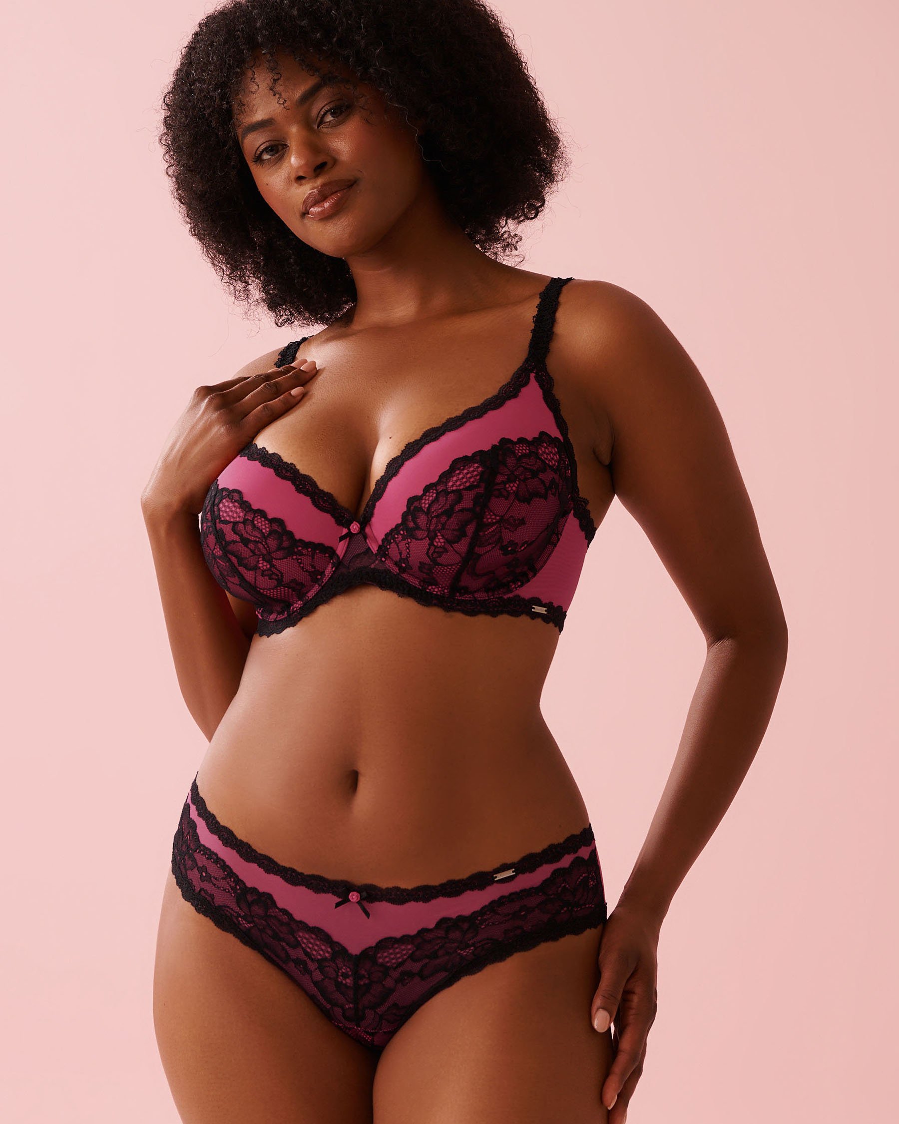 LA VIE EN ROSE Soutien-gorge doublure légère dentelle et résille Rose fuchsia 10200562 - View2