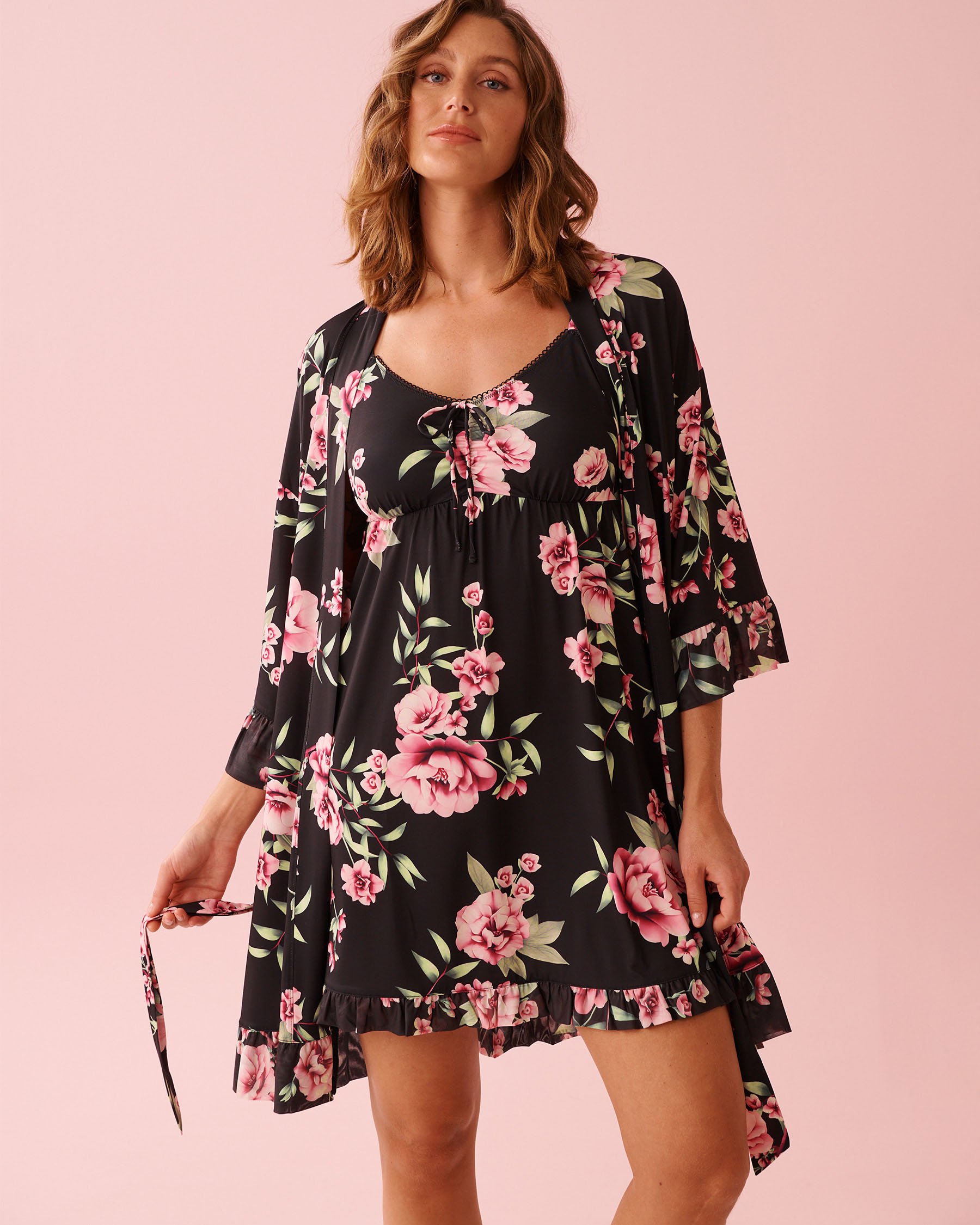 LA VIE EN ROSE Peony Print Recycled Fibers Mesh Trim Kimono Black/Pink Flowers 60600111 - View4