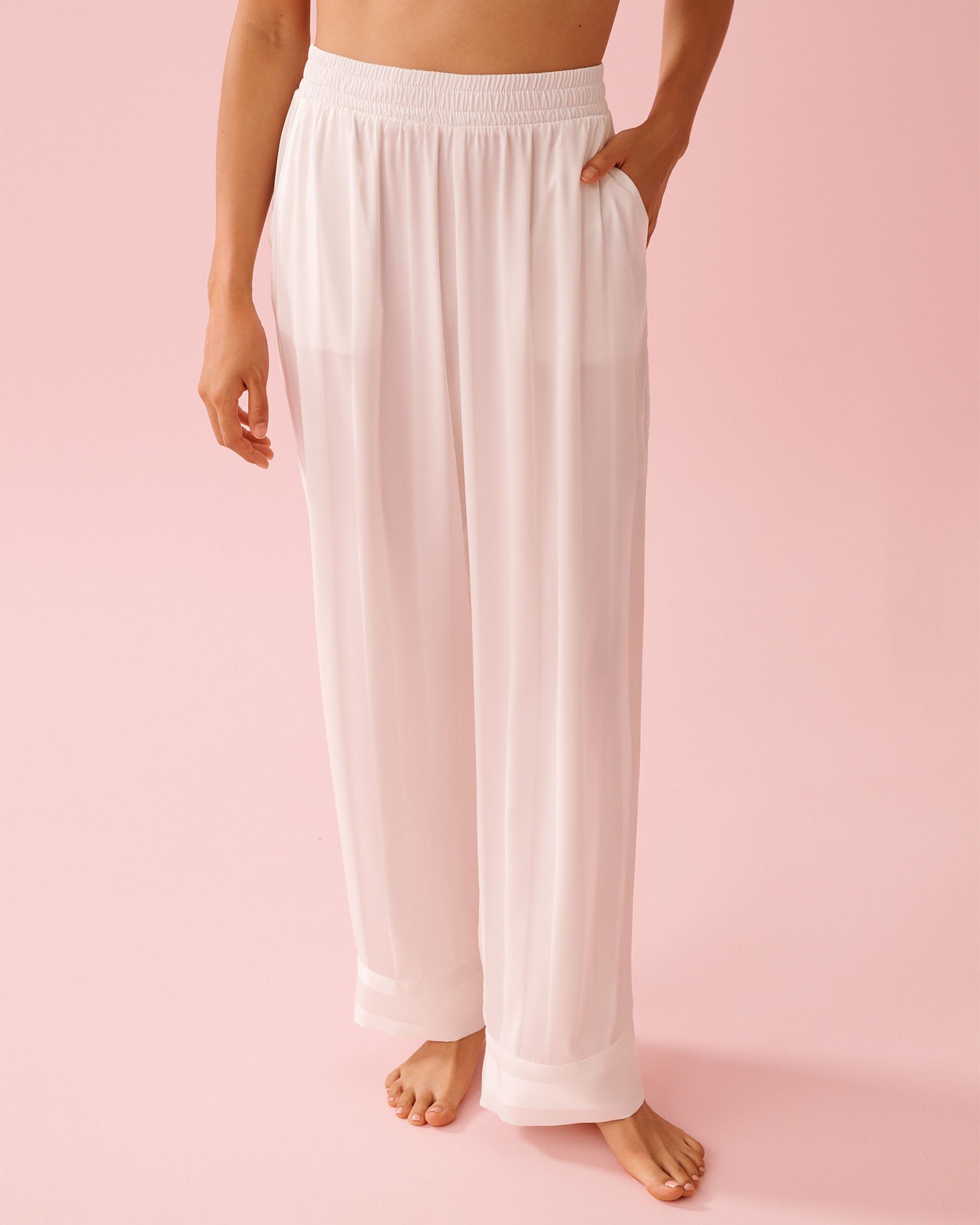 LA VIE EN ROSE Ensemble pyjama rayé manches longues en satin Blanc 60400069 - Voir4