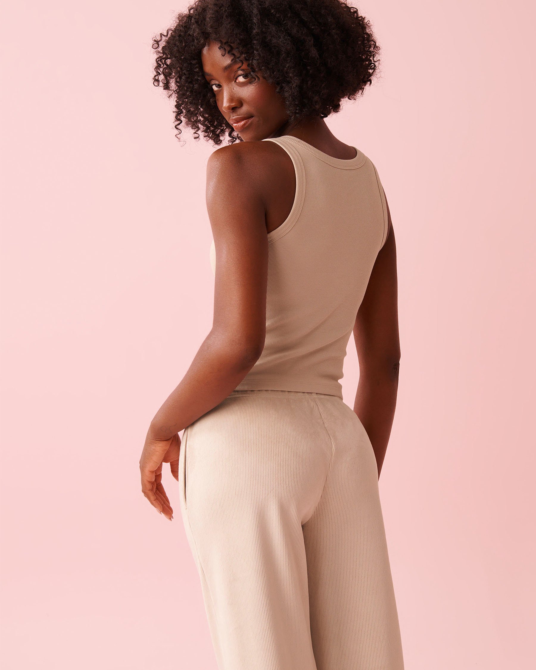 LA VIE EN ROSE Finely Ribbed Cotton Cami Beige 50100123 - View2