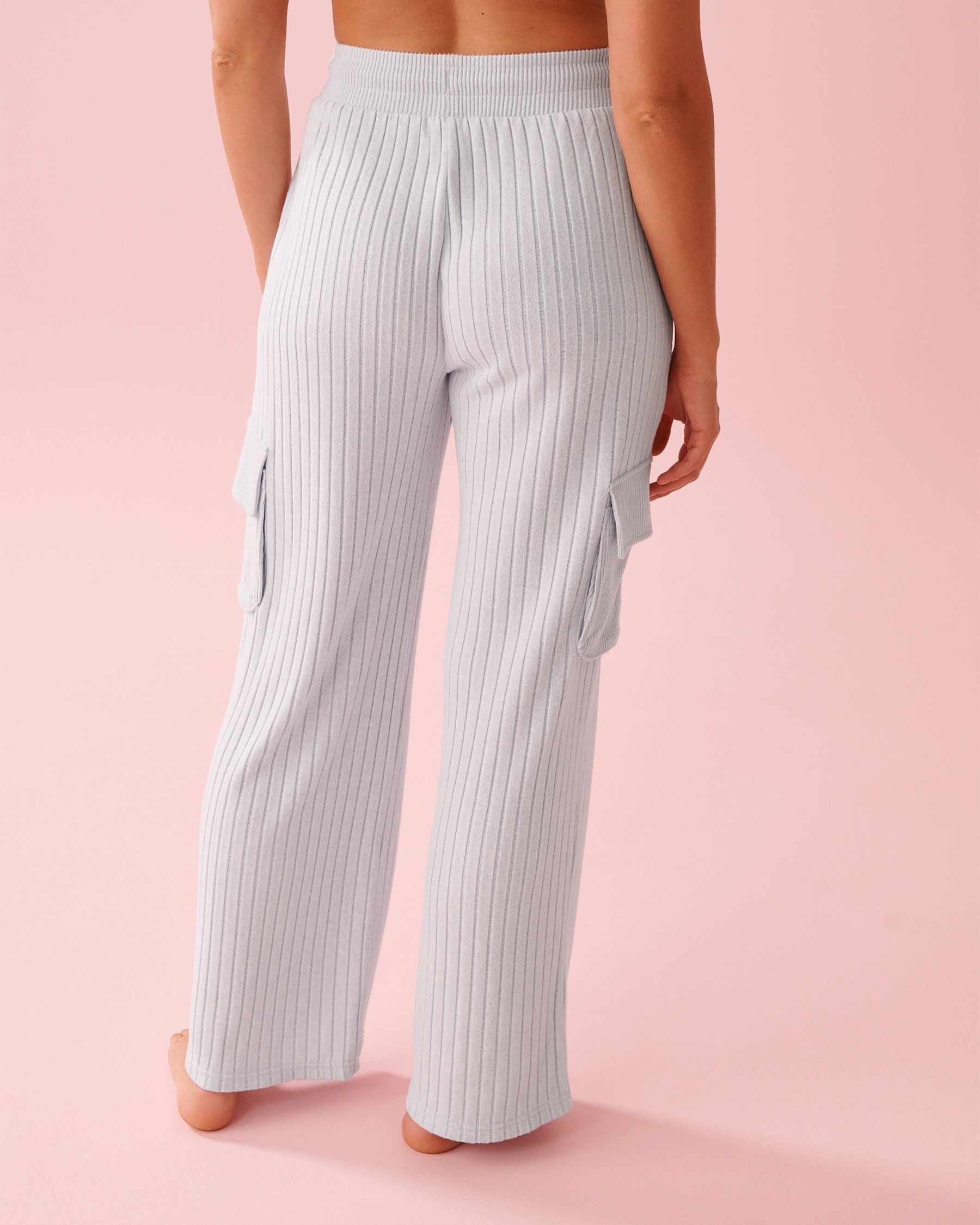 LA VIE EN ROSE Pantalon en tricot côtelé Bleu pâle 50200111 - View2