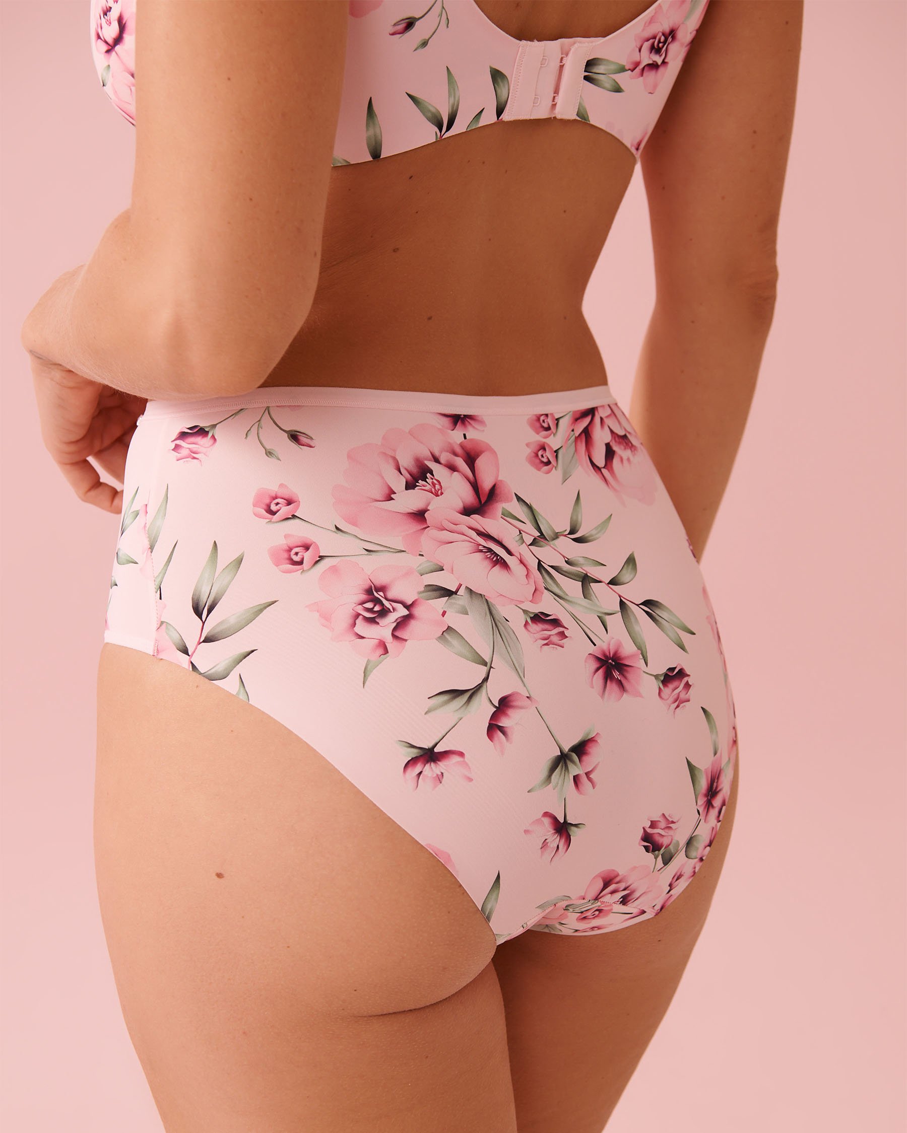 LA VIE EN ROSE Microfiber Sleek Back High Waist Bikini Panty Pink/Pink Flowers 20300483 - View2