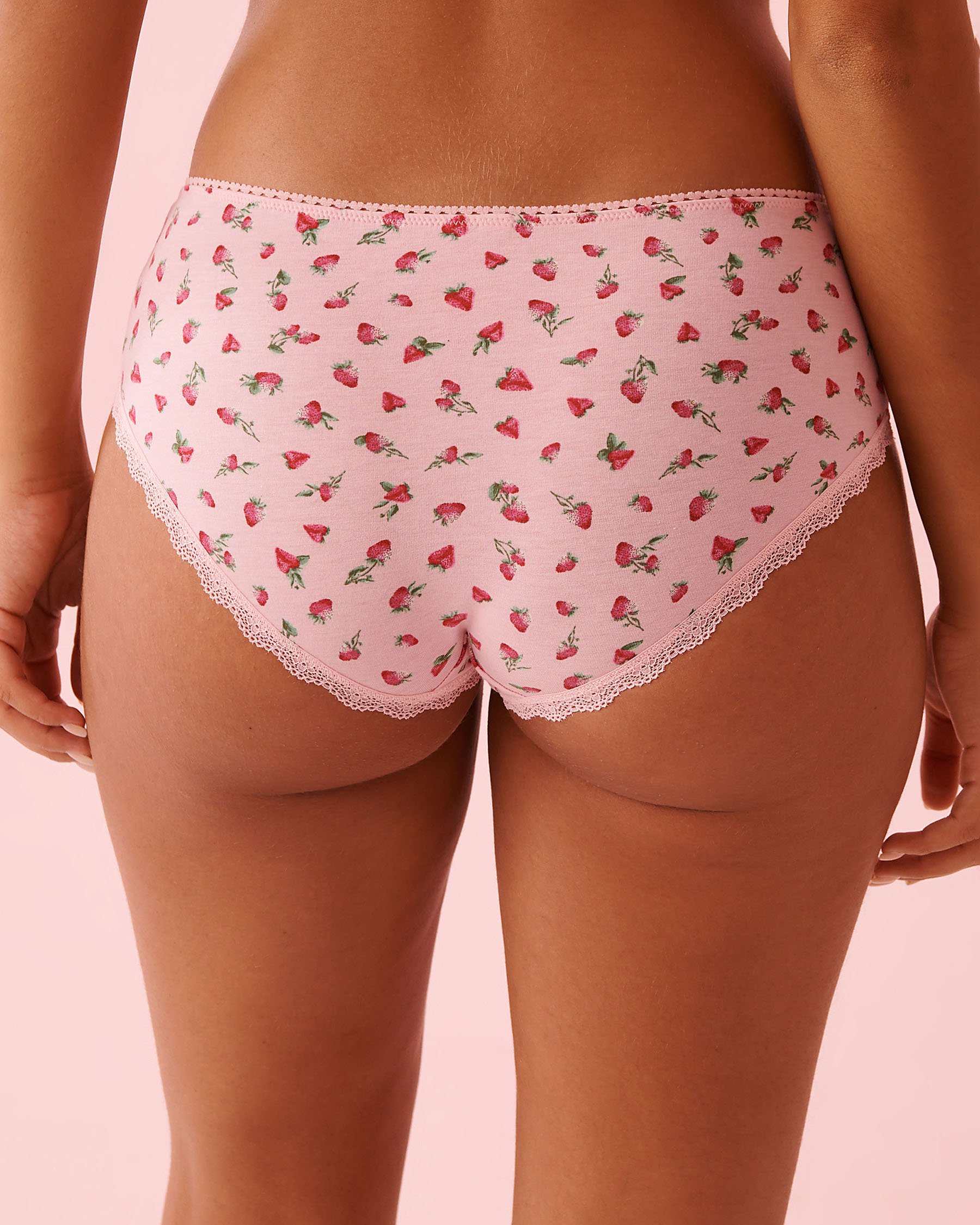 LA VIE EN ROSE Culotte aux hanches coton et détails de dentelle Rose/Fraises 20100700 - View2