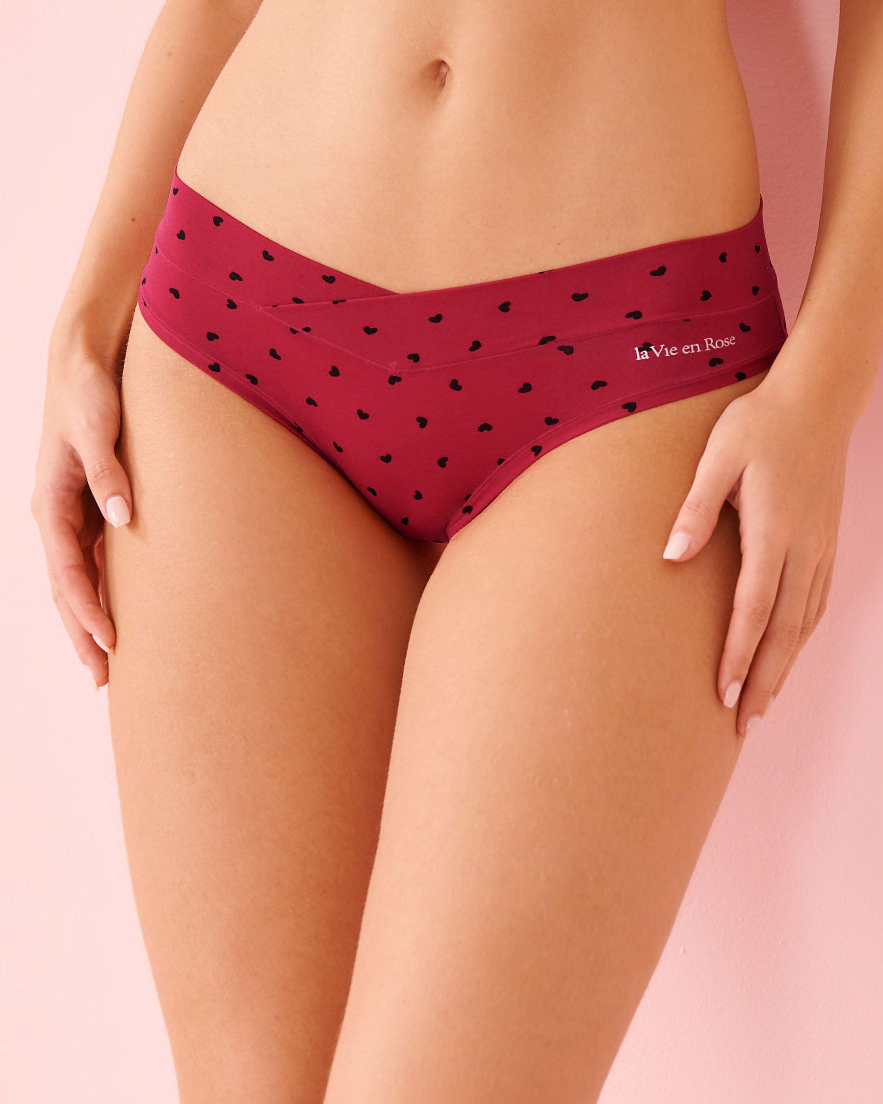 LA VIE EN ROSE Perfect Fit Bikini Panty Red/Hearts 20200762 - View1