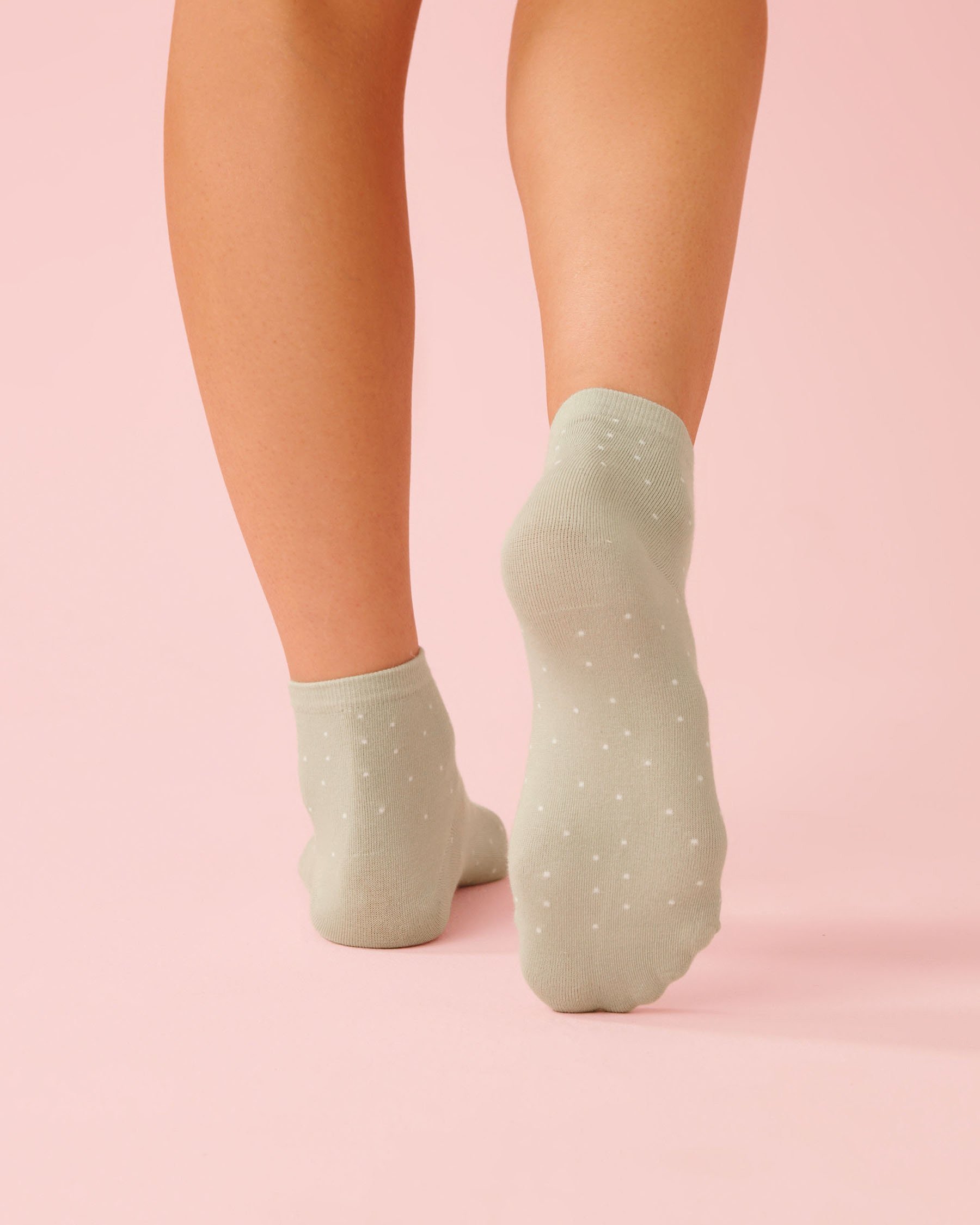 LA VIE EN ROSE Polka Dot Ribbed Socks Green Polka Dot 40700455 - View2