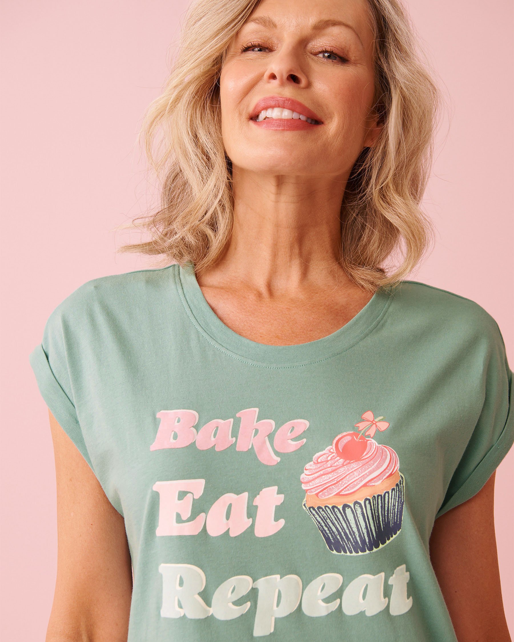 LA VIE EN ROSE Cupcake Print Cotton Short Sleeve Sleepshirt Soothing Blue 40500479 - View3