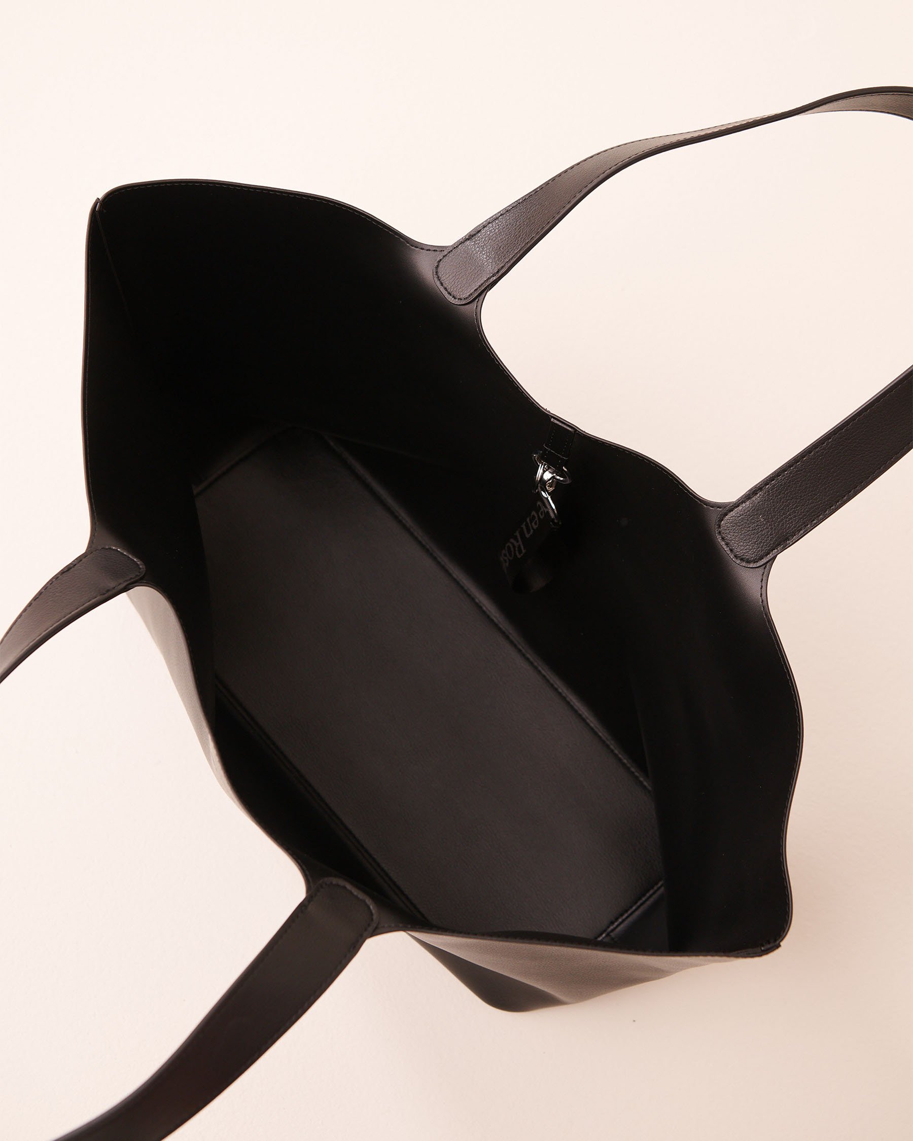 LA VIE EN ROSE Faux Leather Tote Bag Black 40700467 - View4