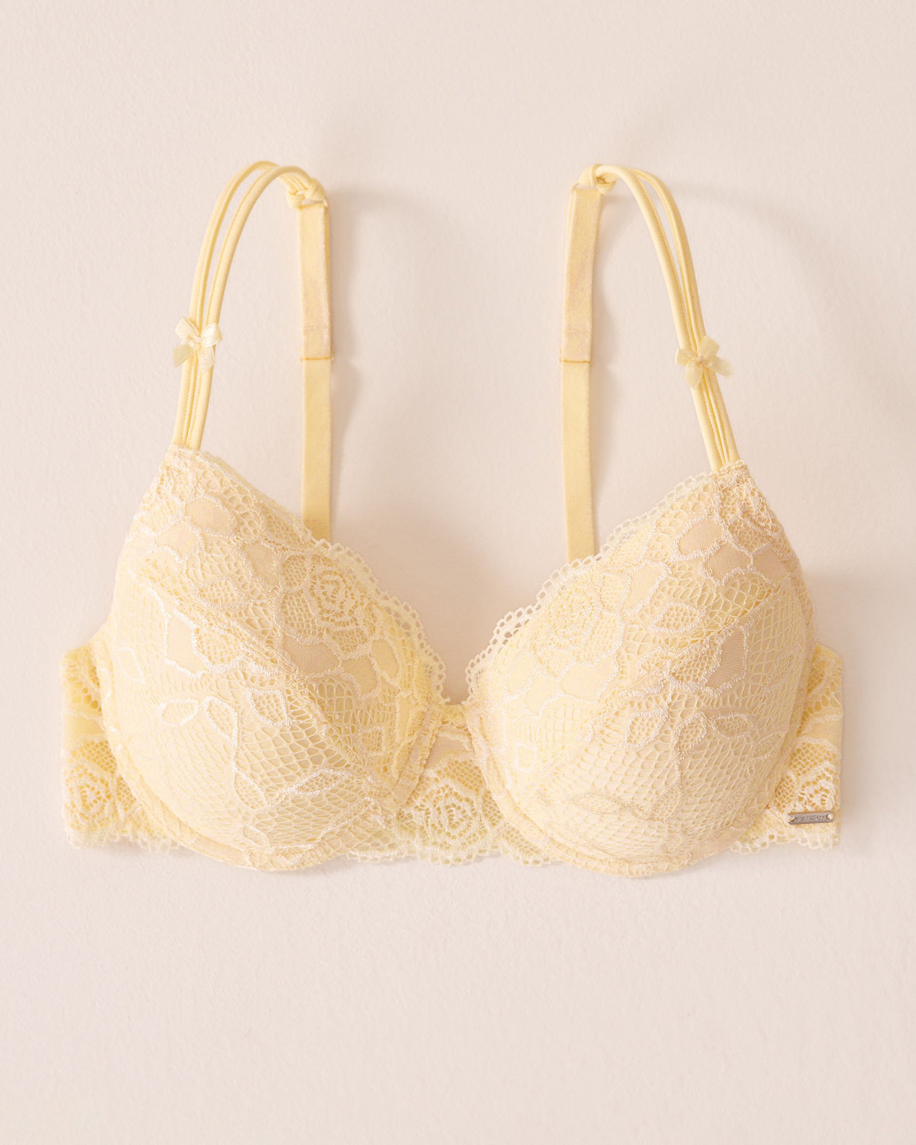LA VIE EN ROSE Lightly Lined Mastectomy Bra Pale Yellow 10200591 - View1