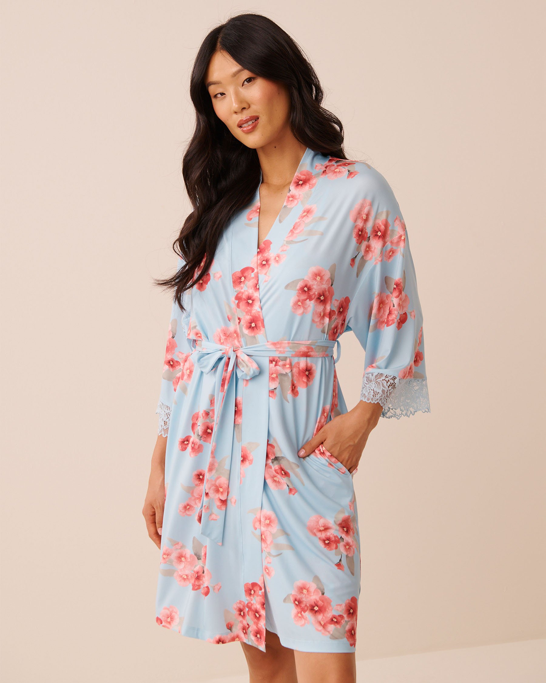 LA VIE EN ROSE Kimono bordure en dentelle imprimé fleurs printanières Fleurs printanières 60600118 - View2