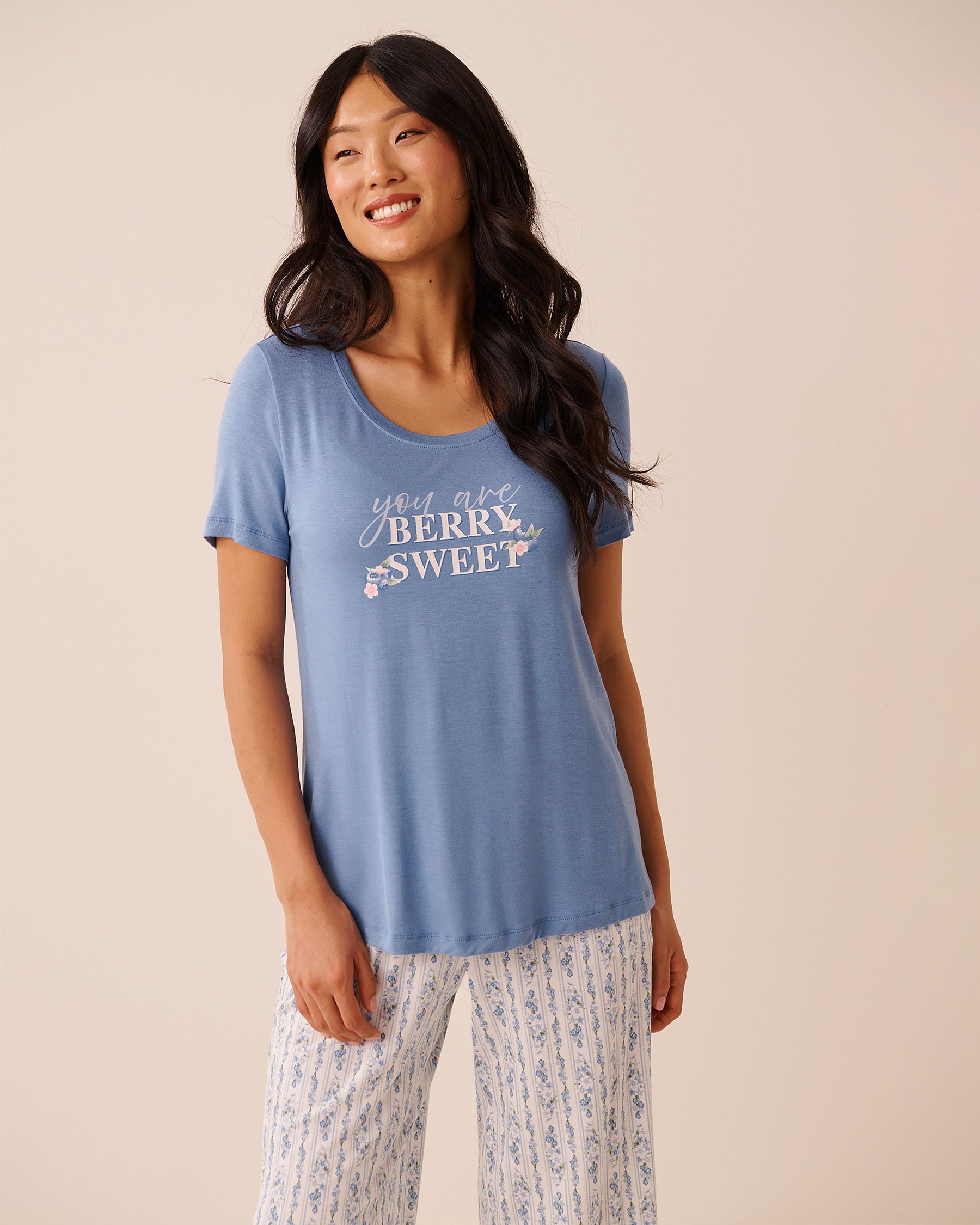 LA VIE EN ROSE Berry Print Soft Jersey T-shirt Blue/Berry Sweet 60100190 - View1