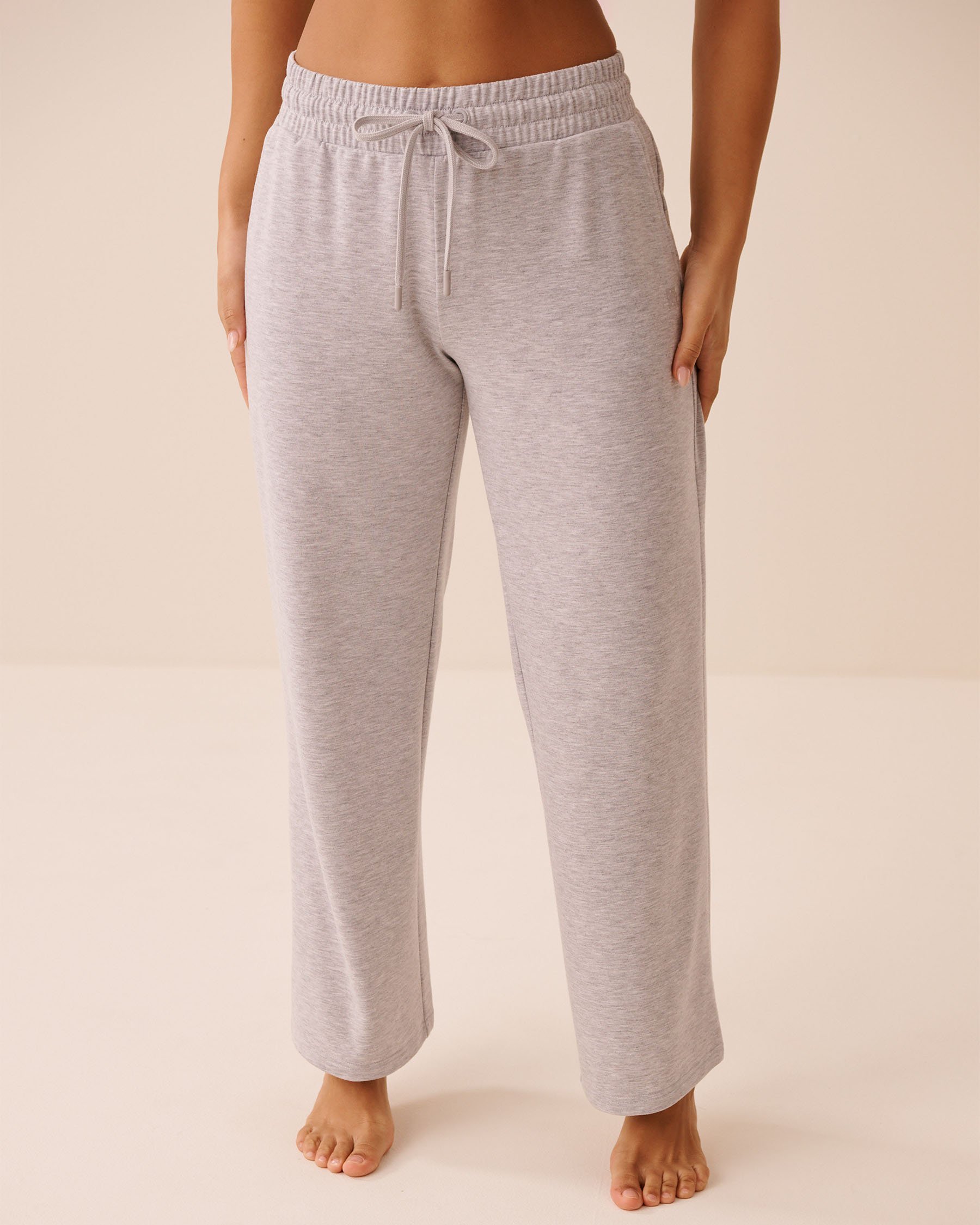 LA VIE EN ROSE Pantalon en molleton Gris 50200114 - View1