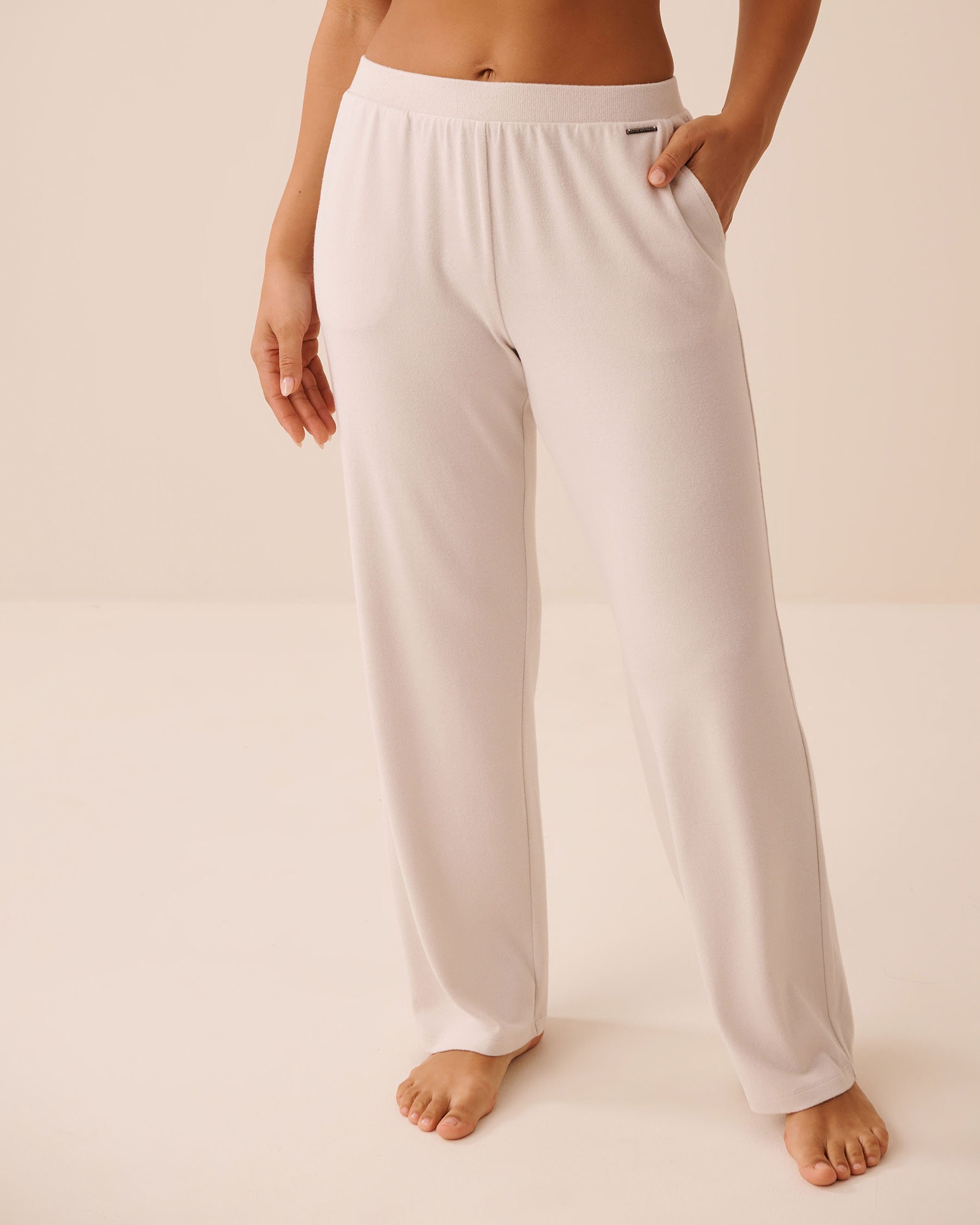 LA VIE EN ROSE Pantalon en tricot doux Beige clair 50200112 - View1