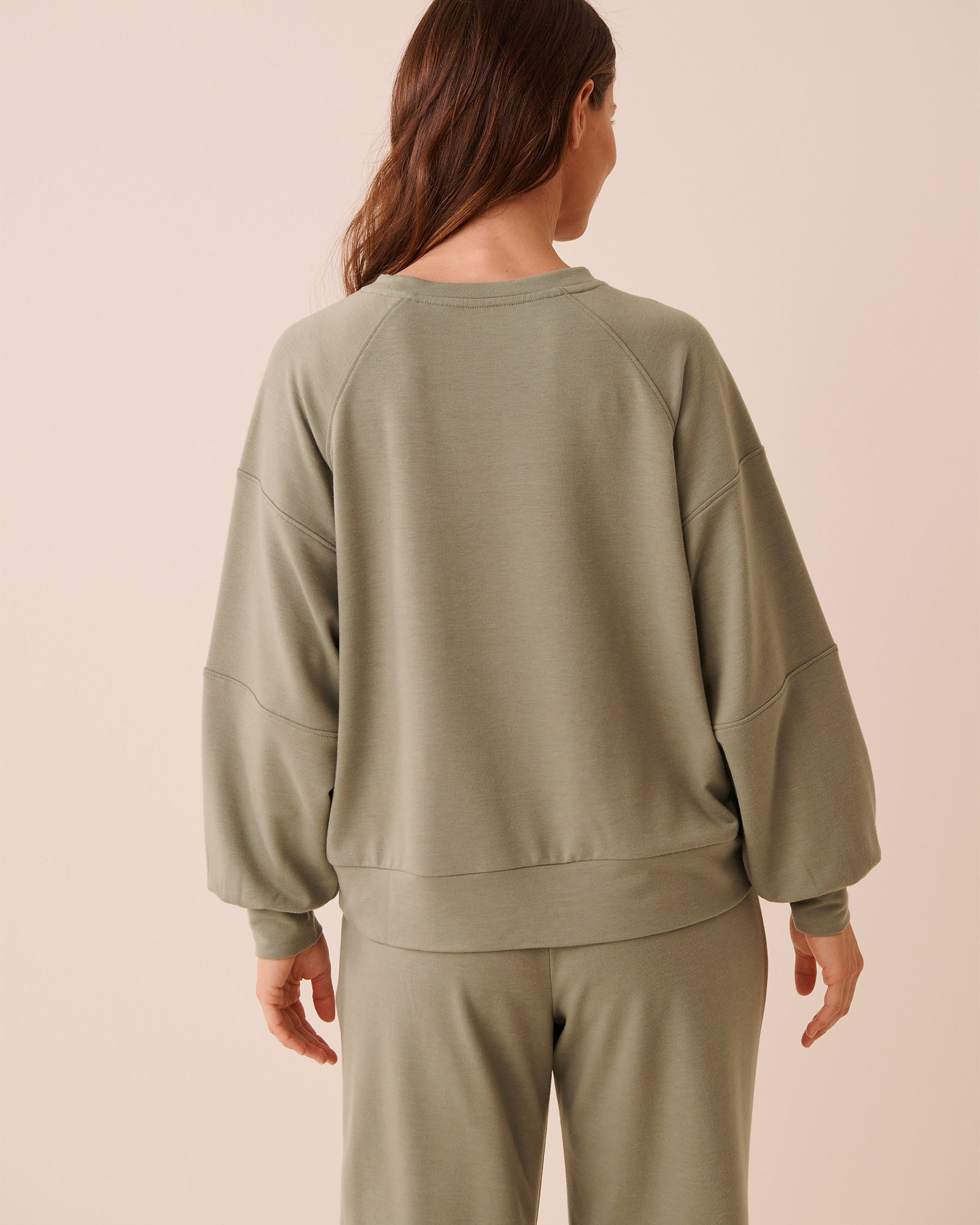 LA VIE EN ROSE Chandail manches longues en molleton Vert sauge 50100128 - View2