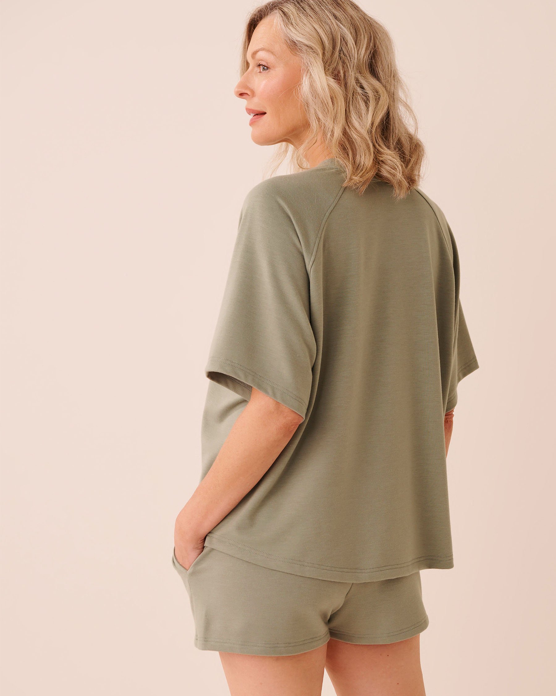 LA VIE EN ROSE T-shirt en molleton Vert sauge 50100127 - View2