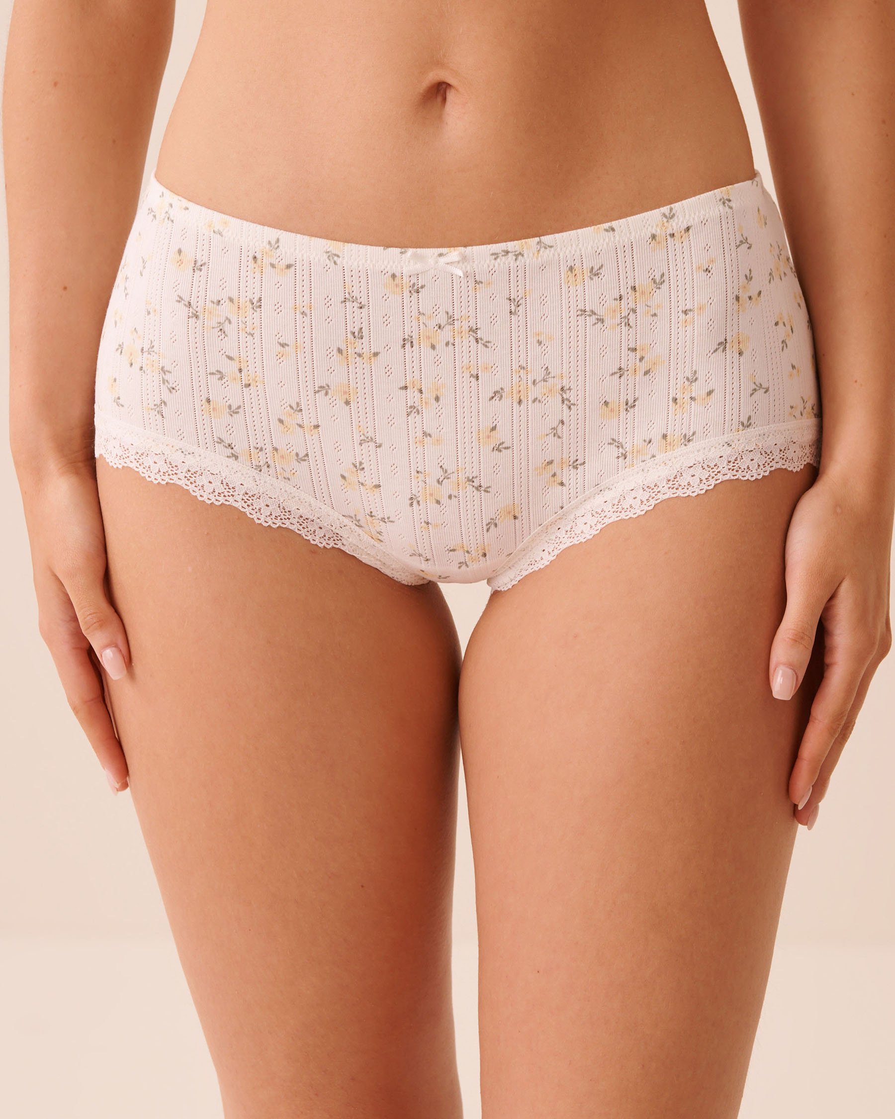 LA VIE EN ROSE Lace Trim Pointelle Boyshort Panty Yellow Flowers 20100723 - View1
