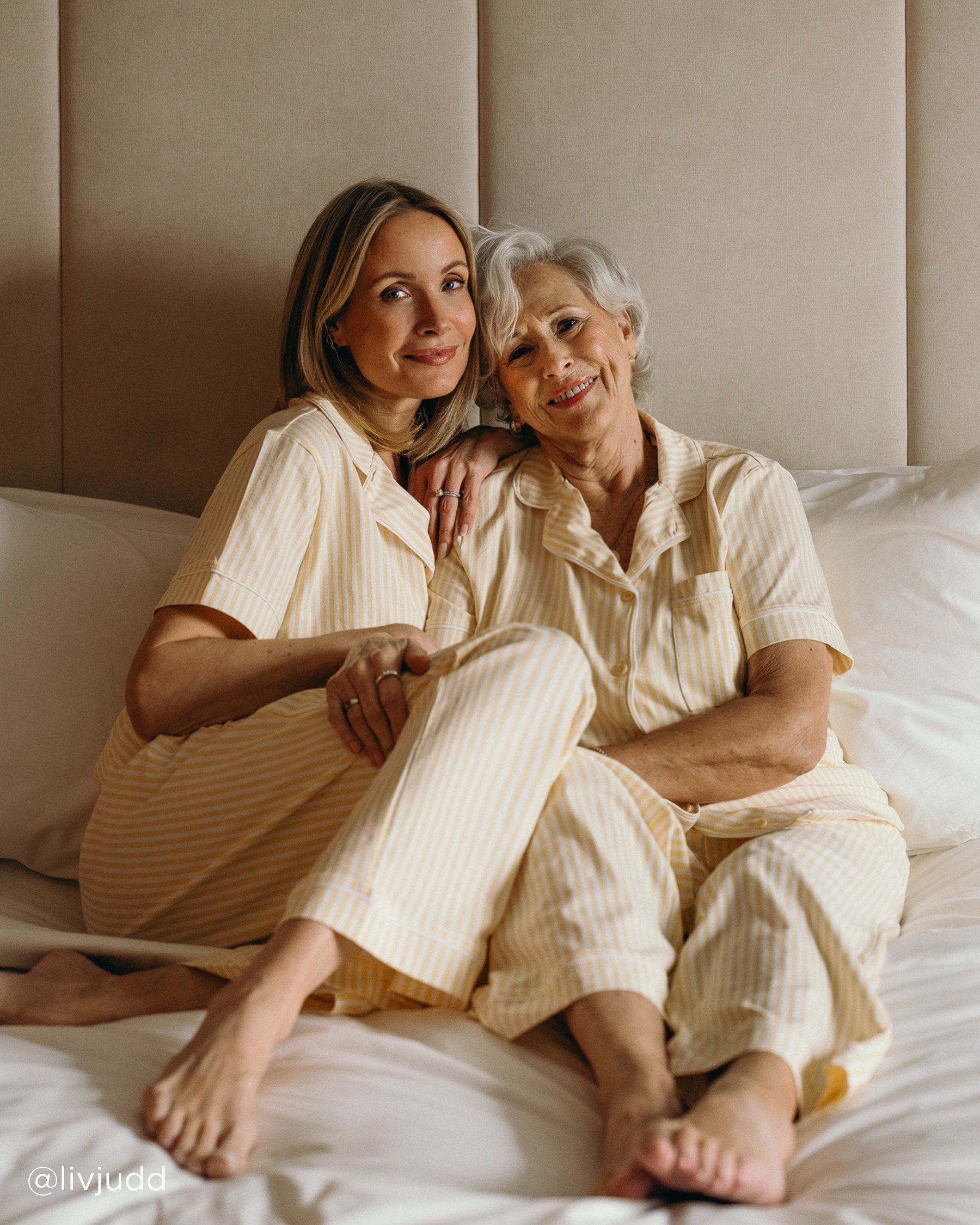 LA VIE EN ROSE Cotton Short Sleeve Button-down Shirt Yellow Stripes 40100850 - View1