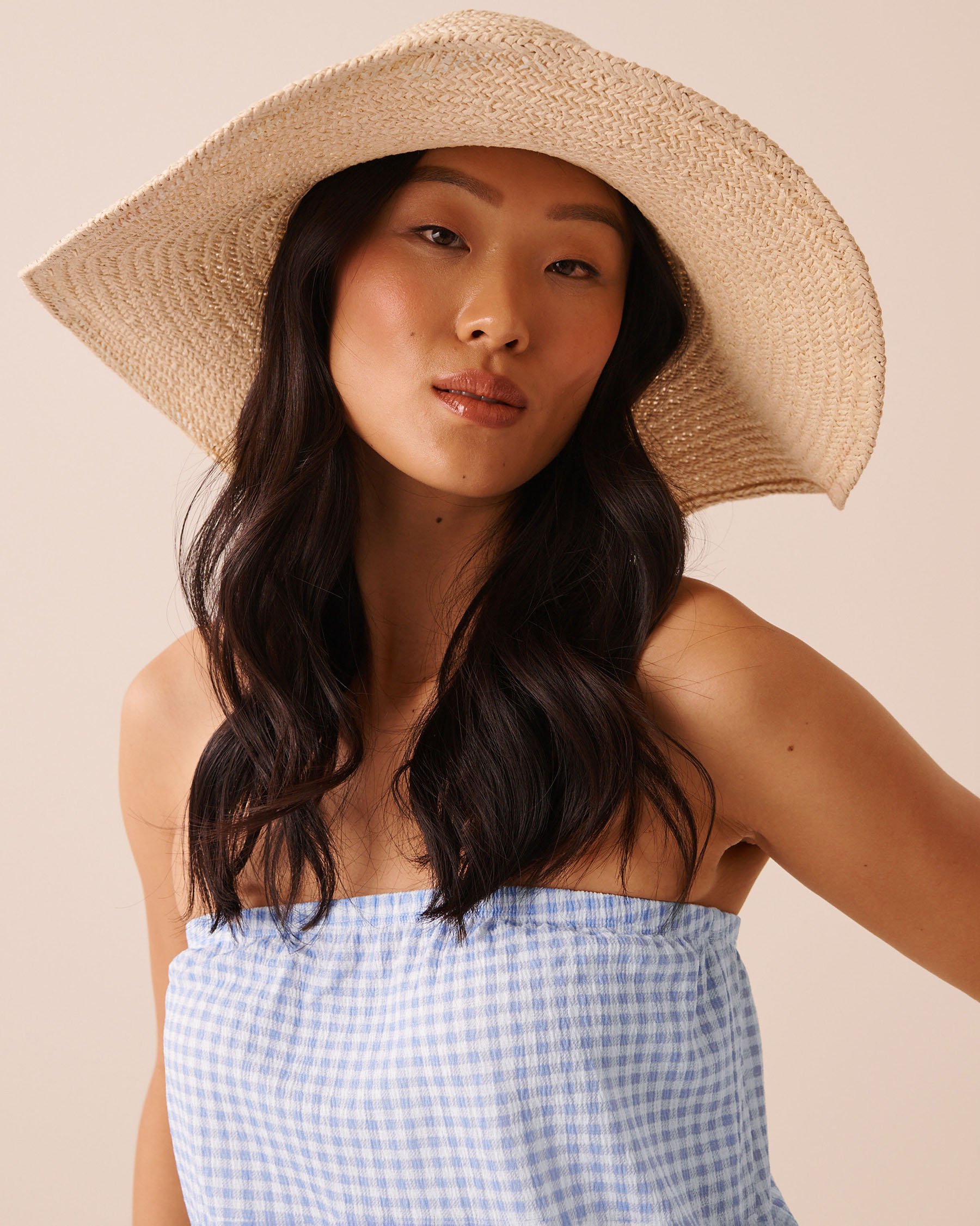 LA VIE EN ROSE AQUA Floppy Straw Beach Hat Sand 80500130 - View1