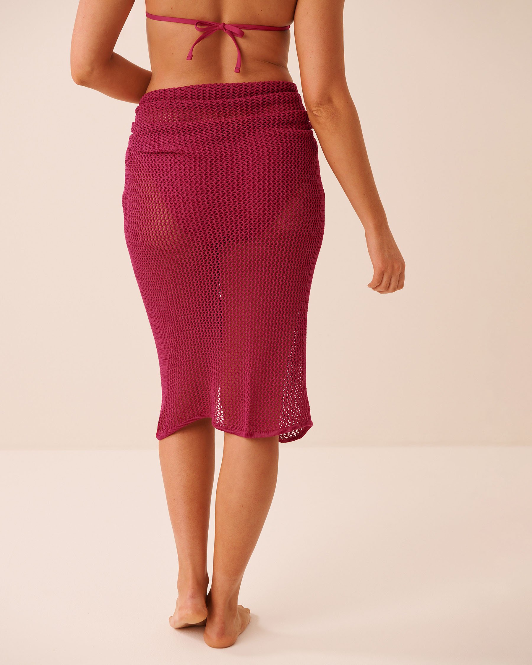 LA VIE EN ROSE AQUA Long Crochet Pareo Raspberry Red 80200102 - View2