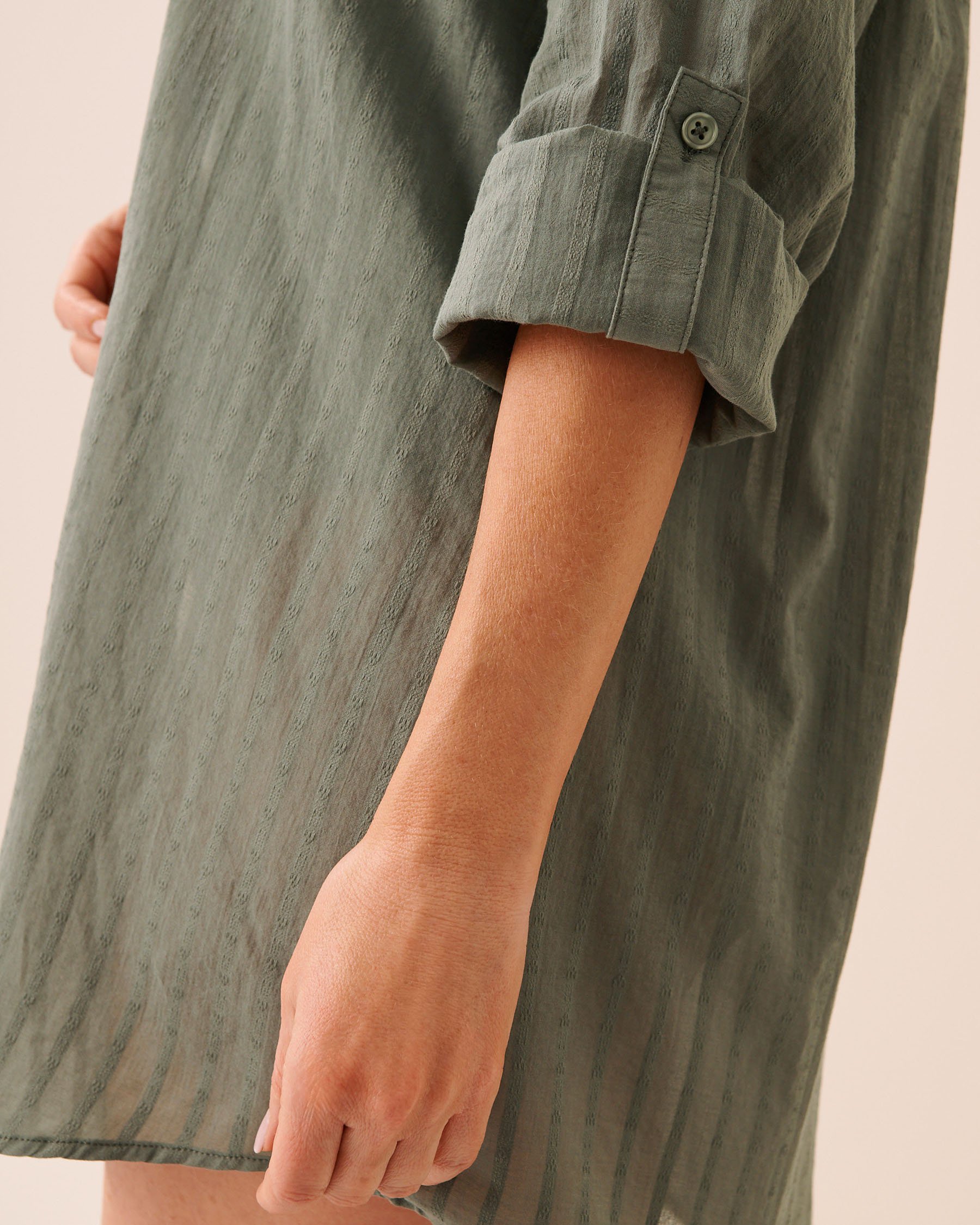 LA VIE EN ROSE AQUA Striped Long Button-down Shirt Earthy Green 80100047 - View3