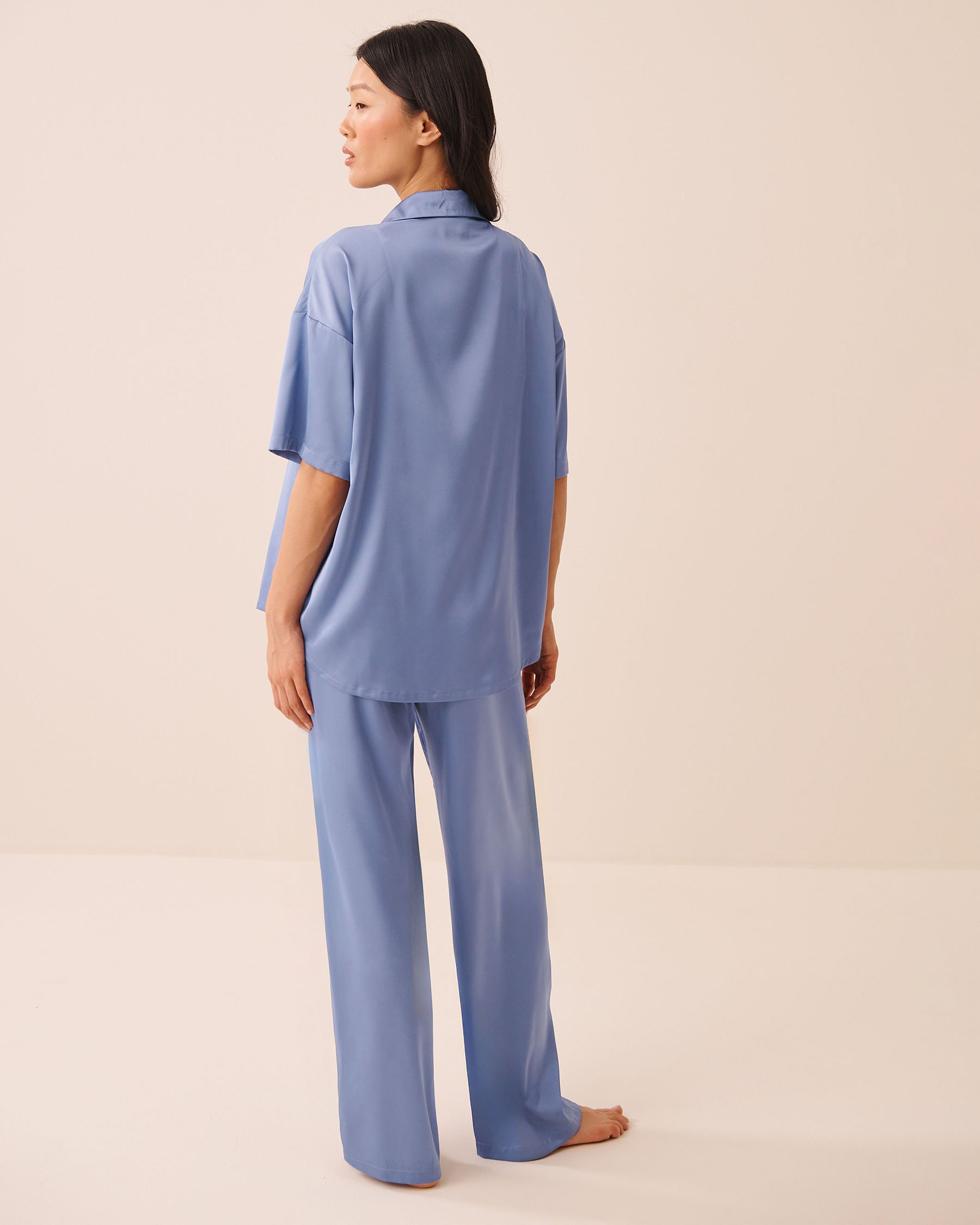 LA VIE EN ROSE Short Sleeve Satin Pajama Set Quiet Blue 60400076 - View2