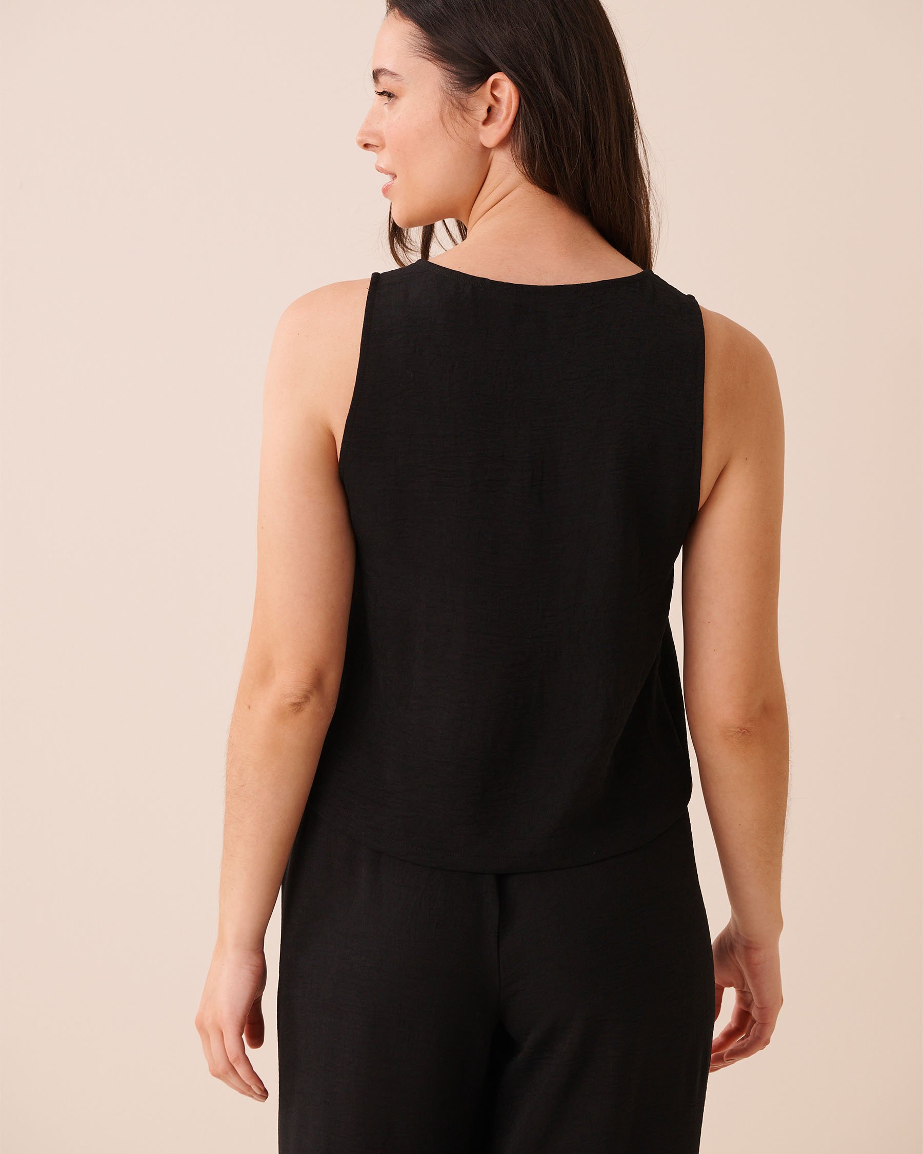 LA VIE EN ROSE Button-down Crinkle Cami Black 50100132 - View2