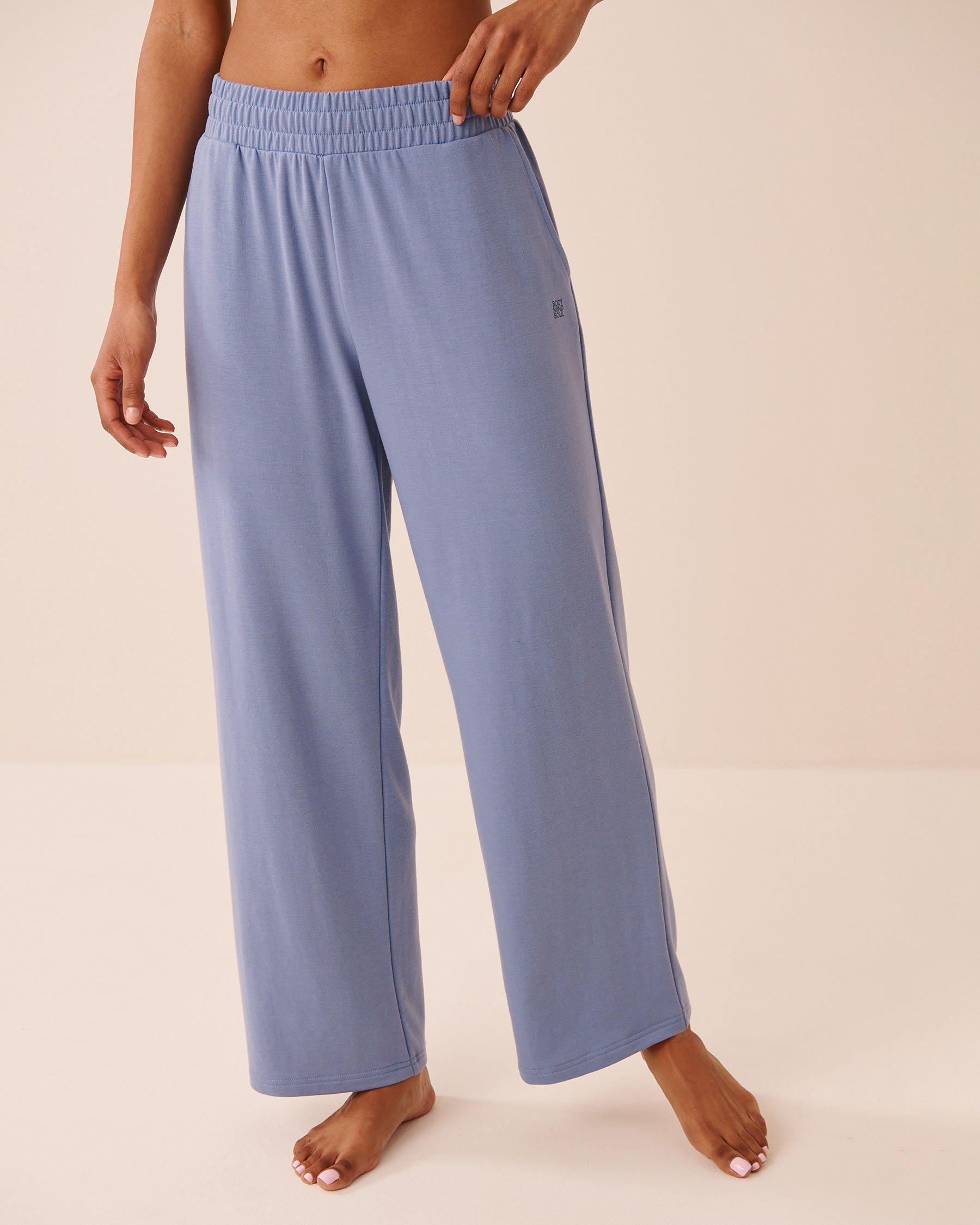 LA VIE EN ROSE French Terry Pants Quiet Blue 50200117 - View1