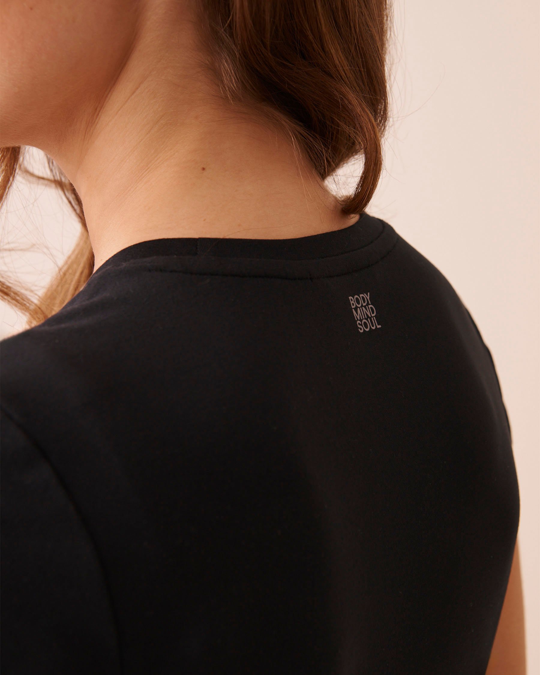 LA VIE EN ROSE Heavyweight Super Soft T-shirt Black 50100131 - View3