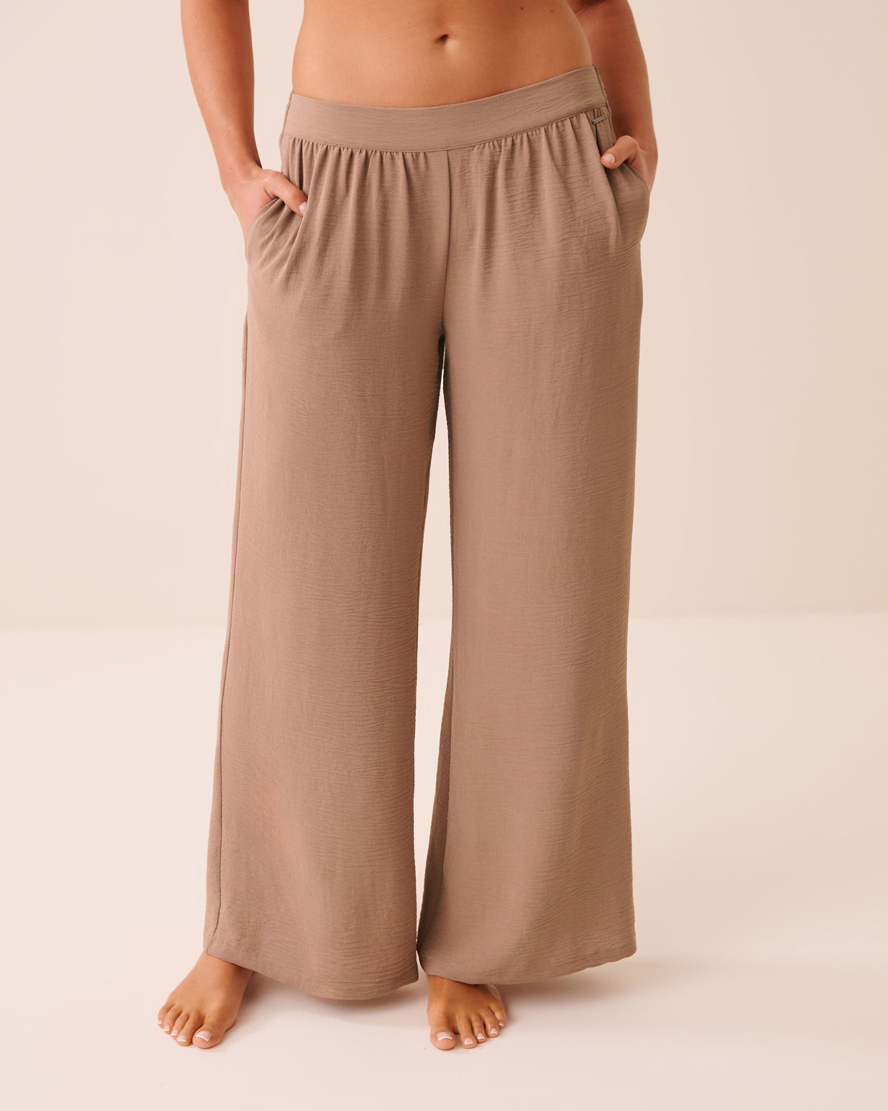 LA VIE EN ROSE Wide Leg Crinkle Pants Light Brown 50200116 - View1