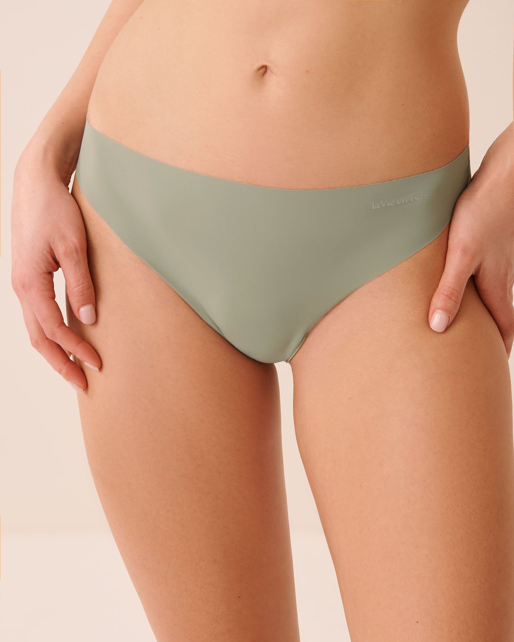 LA VIE EN ROSE Culotte tanga microfibre invisible Vert sauge 20200807 - View1