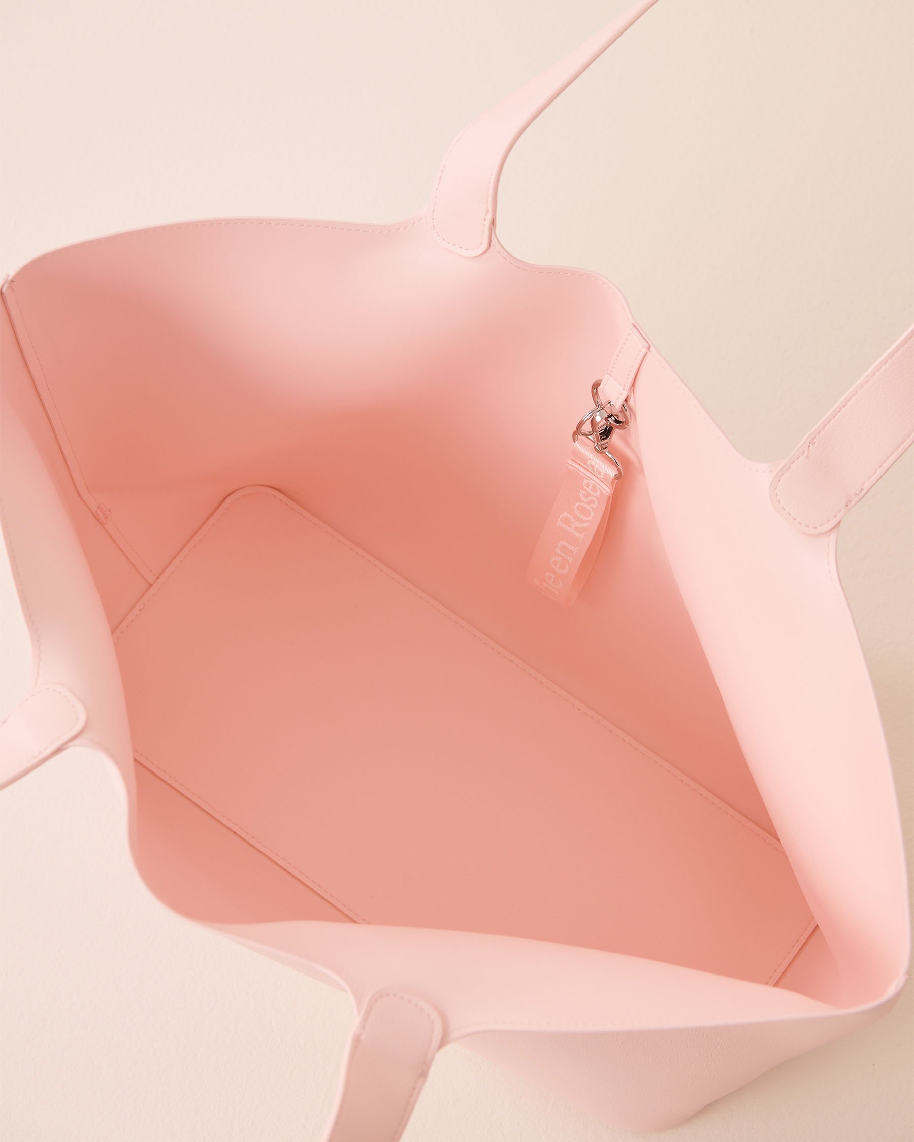 LA VIE EN ROSE Sac fourre-tout en faux cuir Rose 40700478 - View3