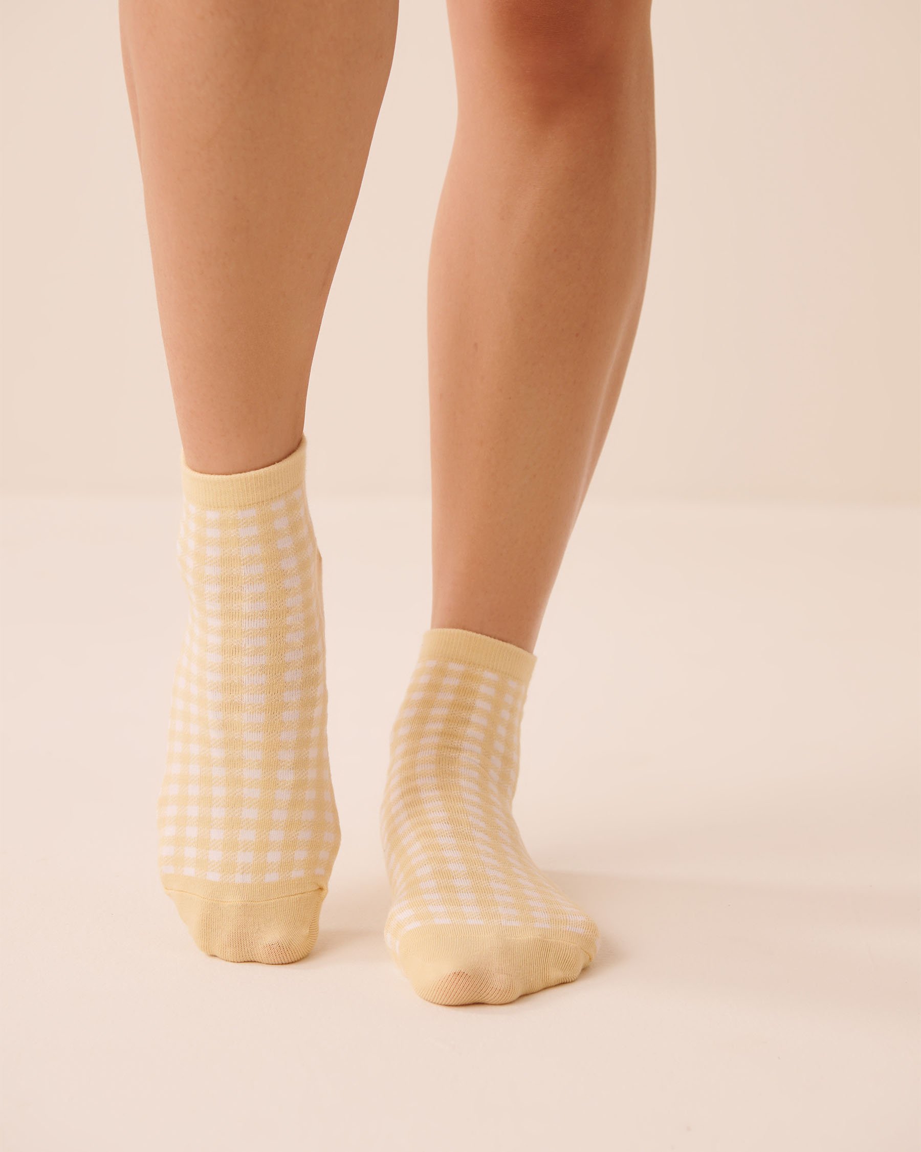 LA VIE EN ROSE Bas finement côtelé motif Vichy Jaune/Vichy 40700476 - View1