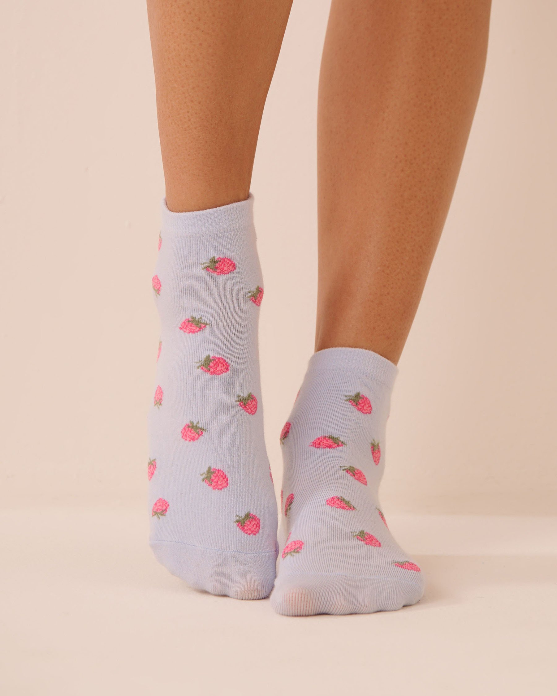 LA VIE EN ROSE Bas finement côtelé motif framboise Bleu/Framboises 40700476 - Voir4